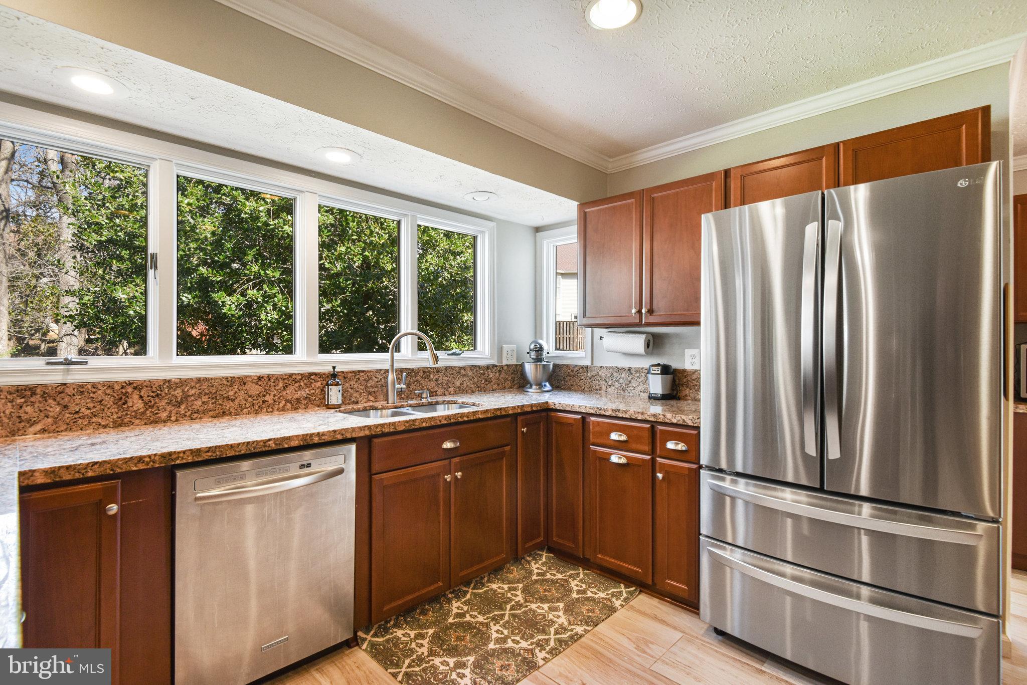 BARTONS GROVE - Residential