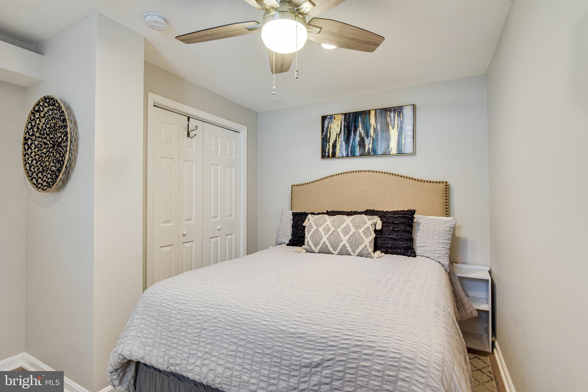 BARTONS GROVE - Residential