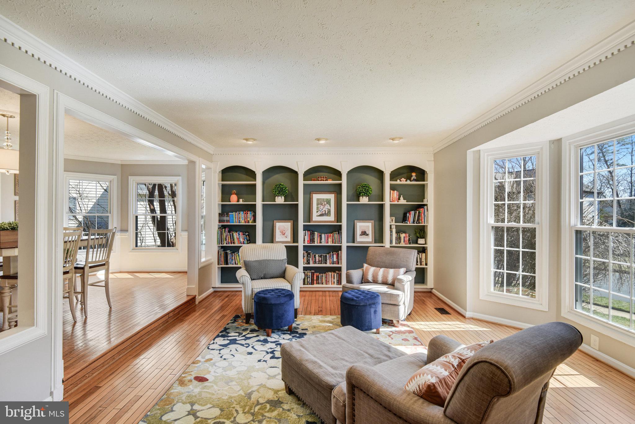 BARTONS GROVE - Residential