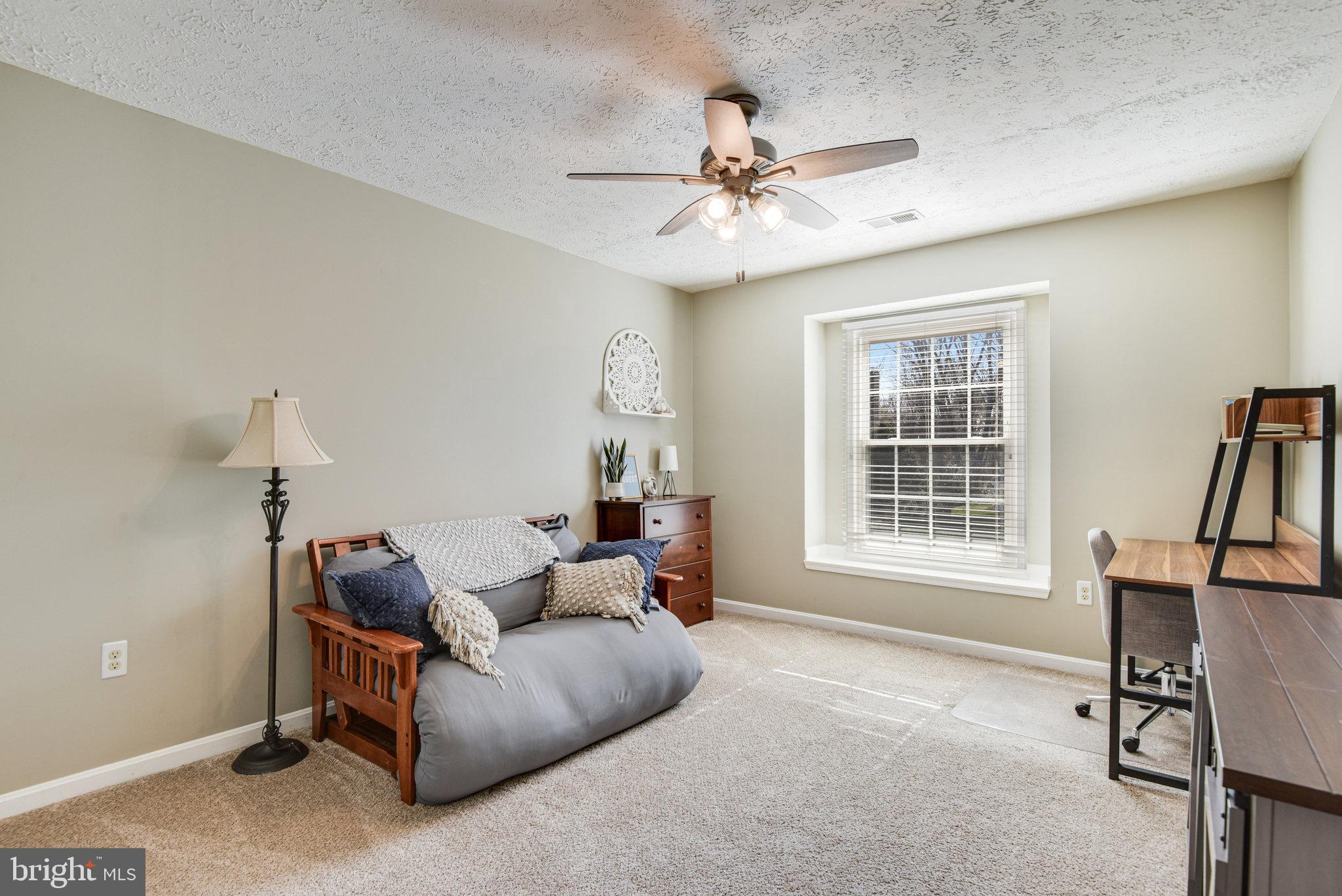 BARTONS GROVE - Residential