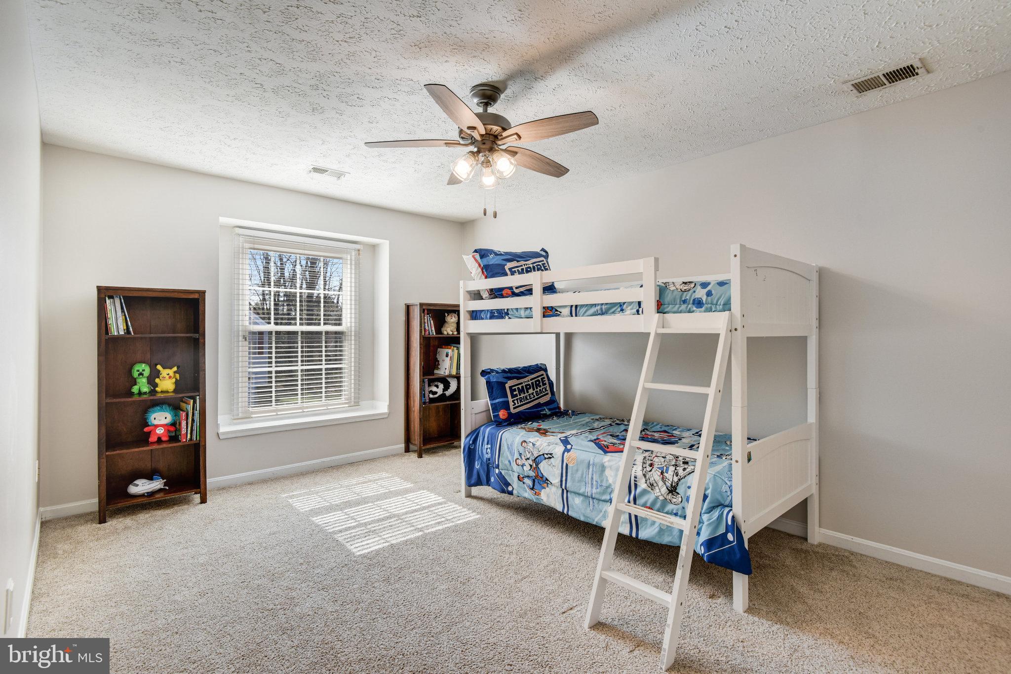 BARTONS GROVE - Residential