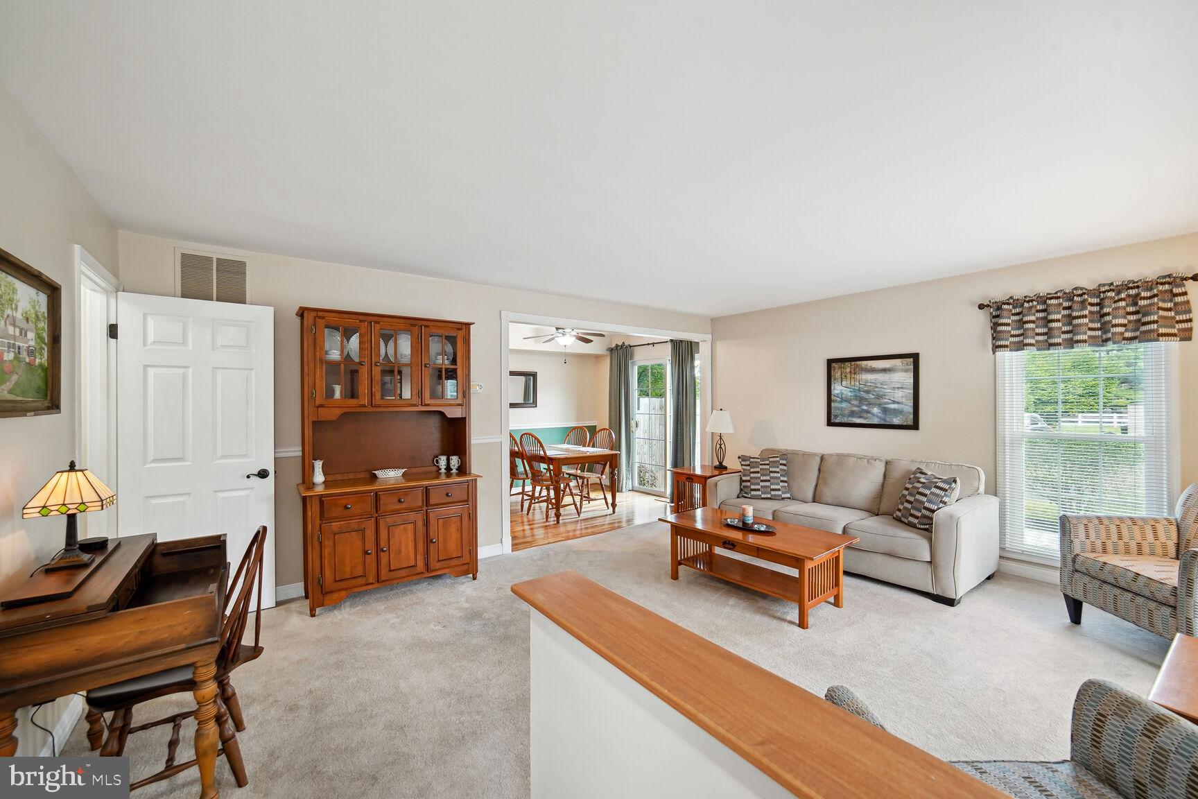 POTOMAC CHASE - Residential