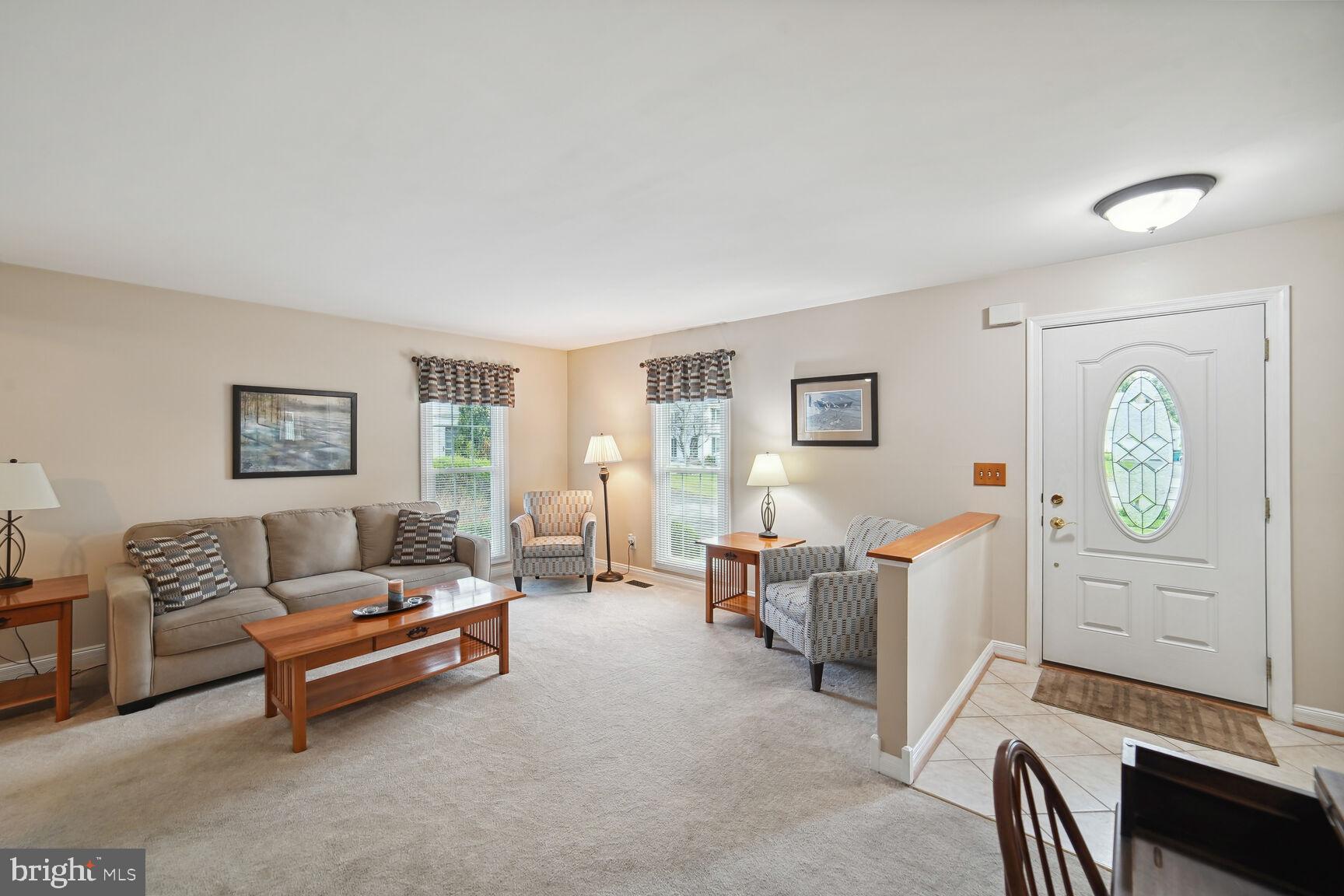 POTOMAC CHASE - Residential