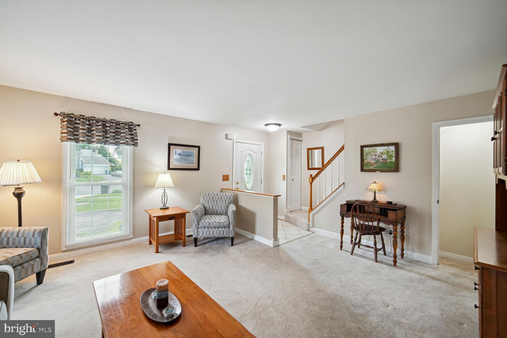 POTOMAC CHASE - Residential