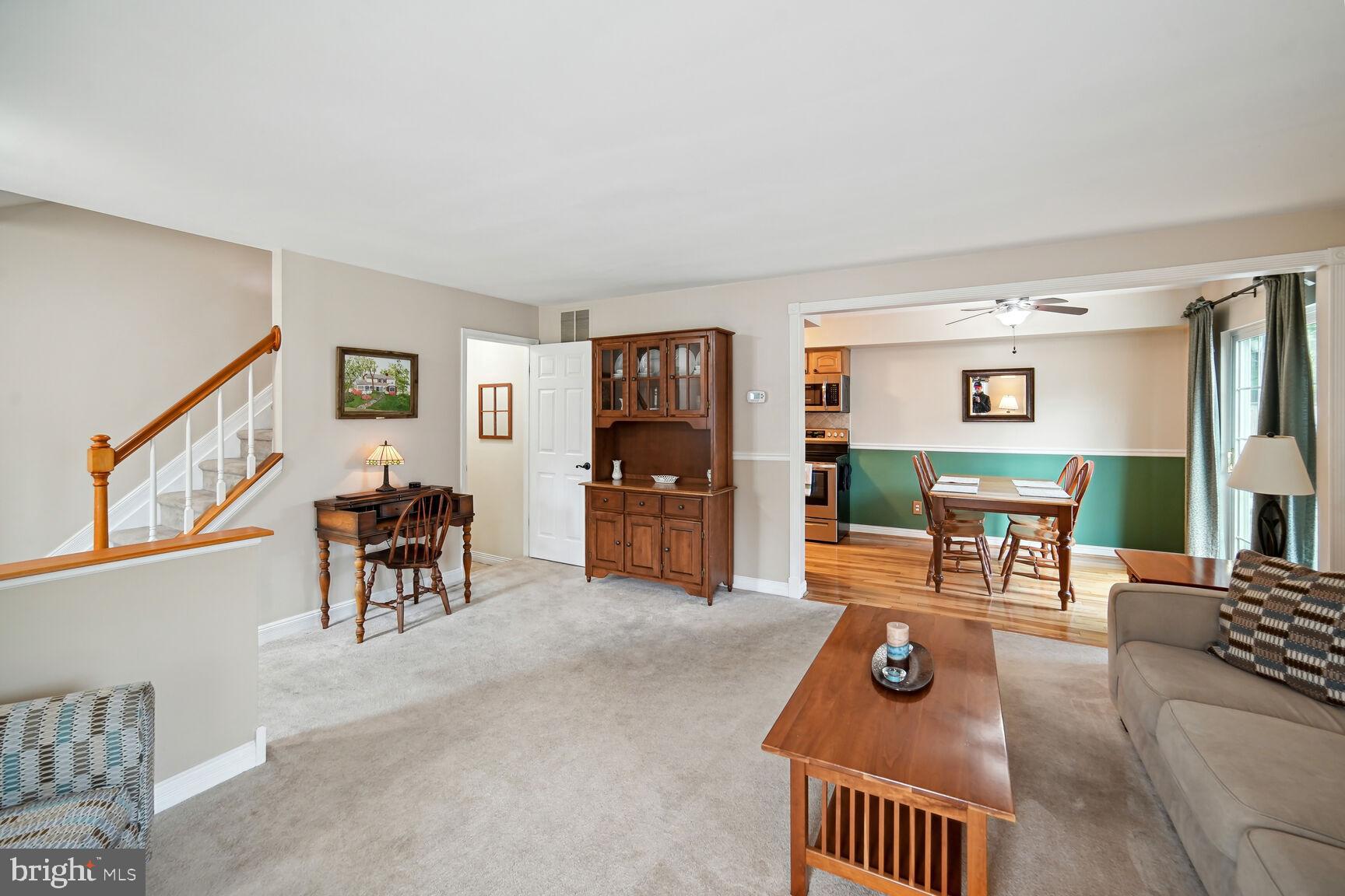 POTOMAC CHASE - Residential