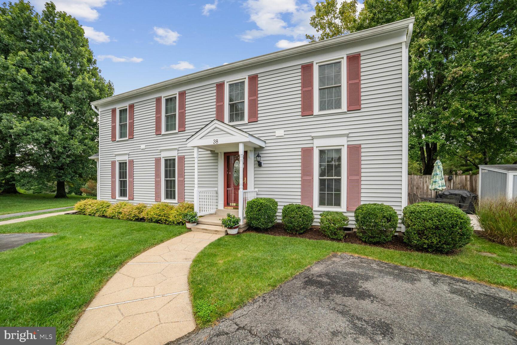 POTOMAC CHASE - Residential