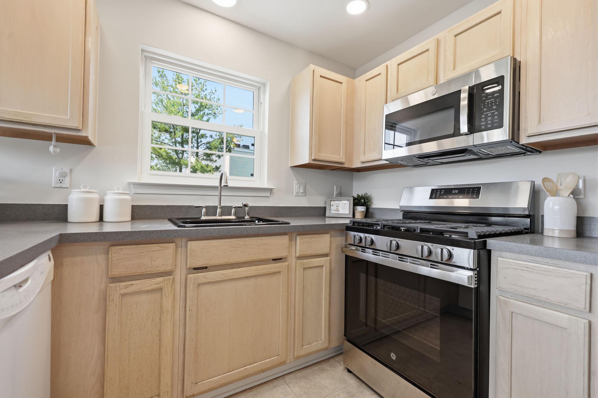 2601 WATERFORD ROAD 95