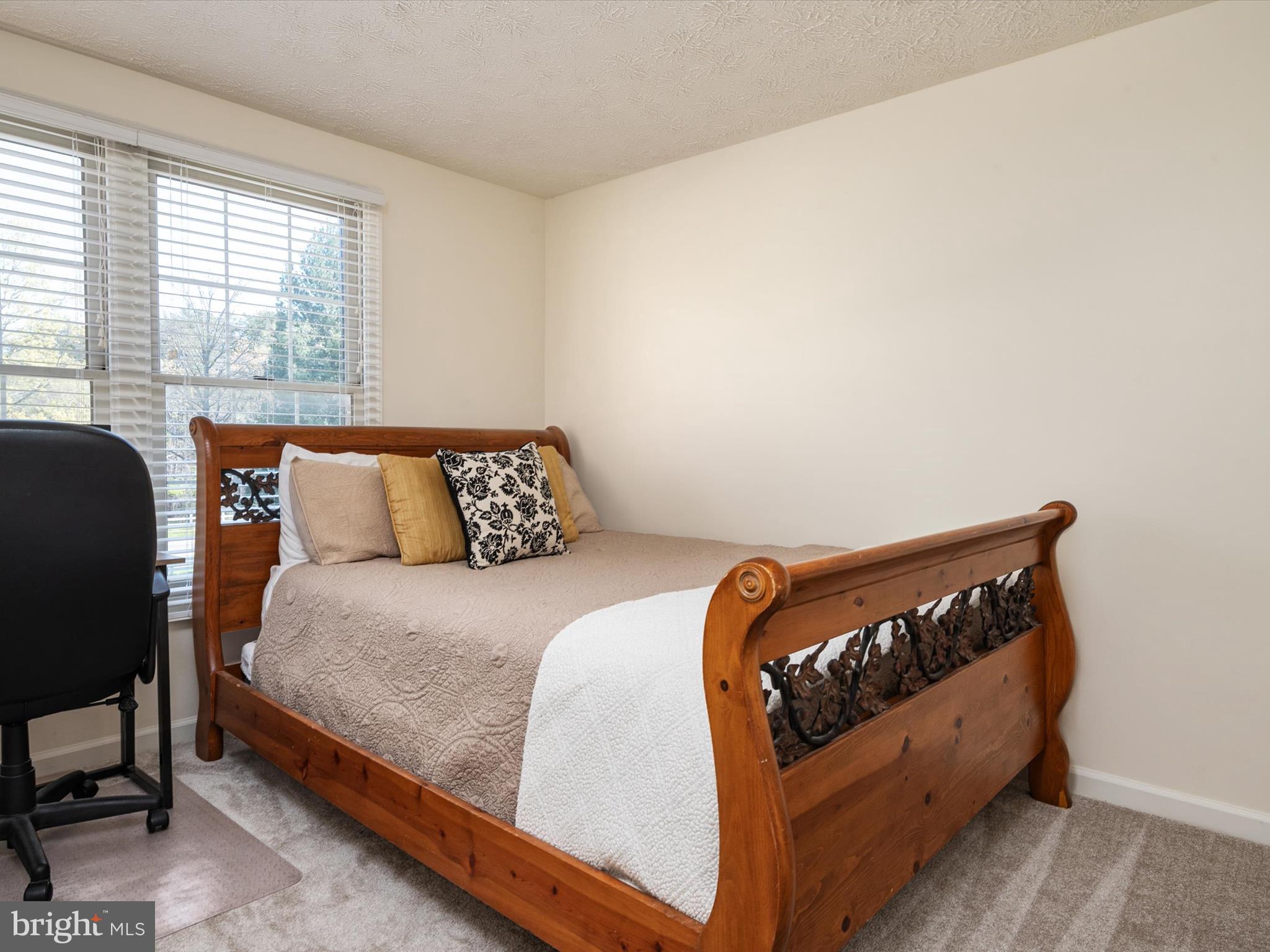 PINEY ORCHARD - Residential