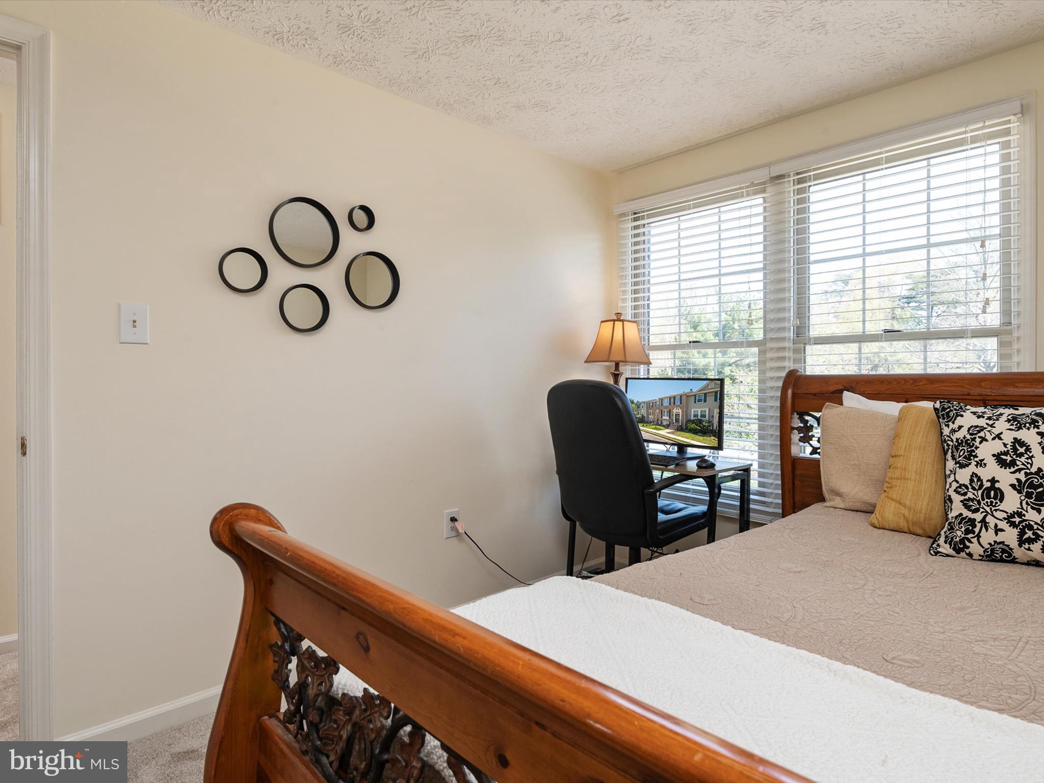 PINEY ORCHARD - Residential