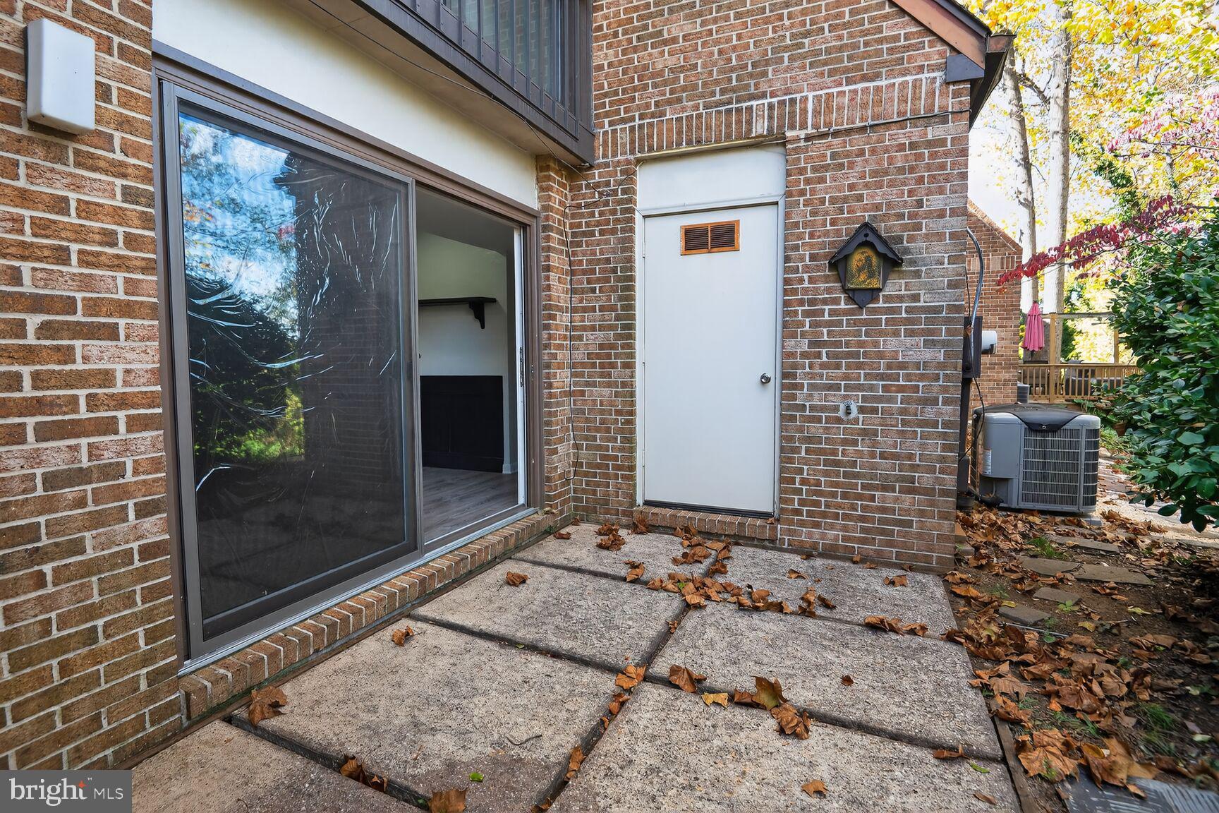 STILLPOND - Residential Lease