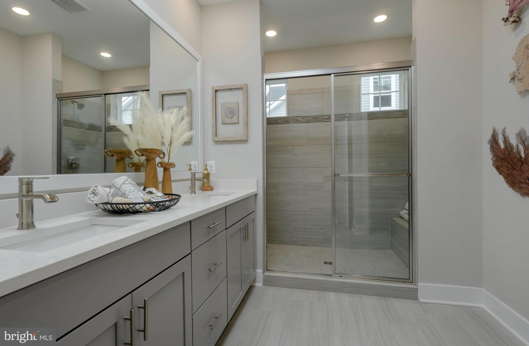 17246 WHITE TAIL CIRCLE