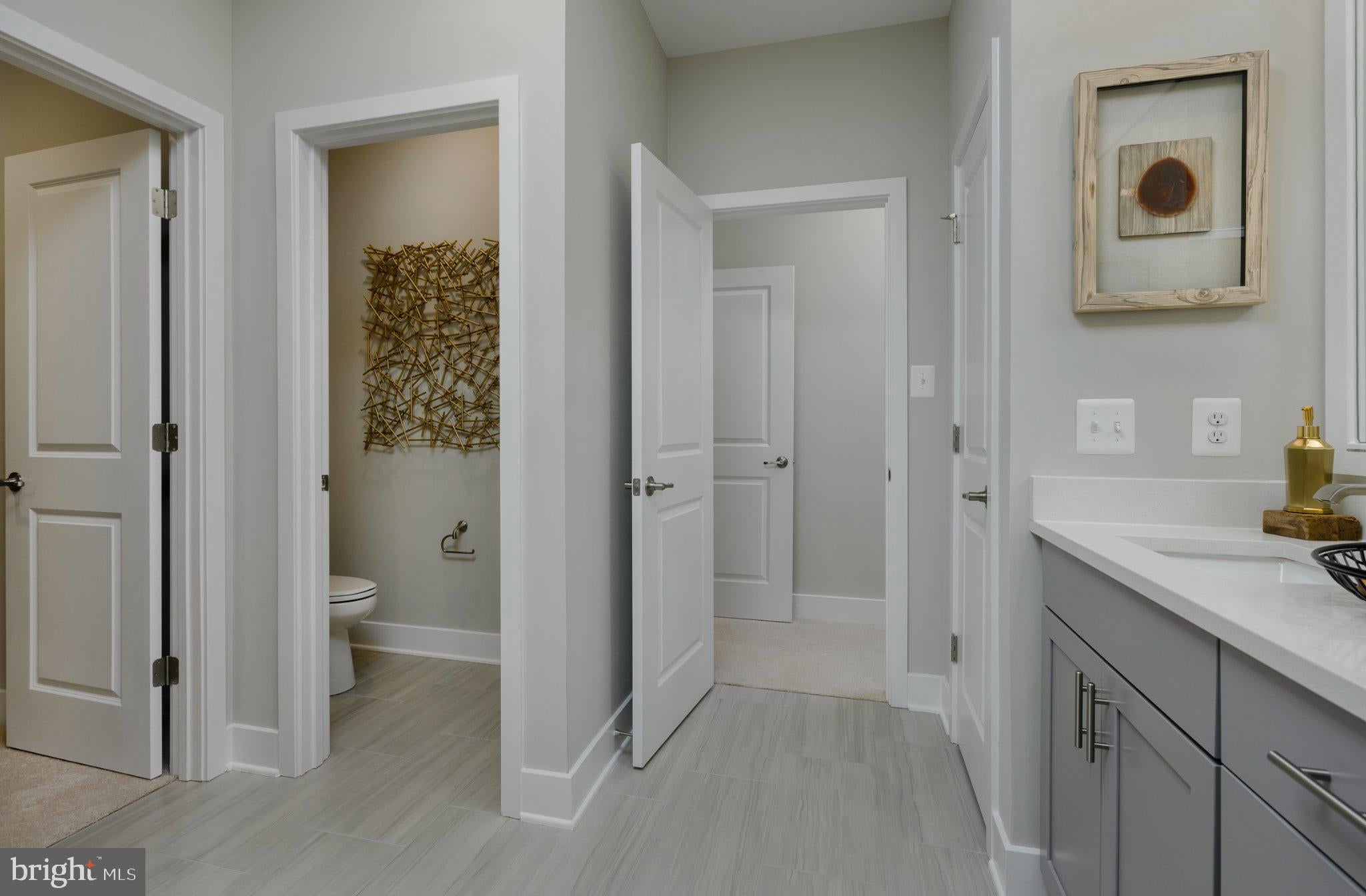 17246 WHITE TAIL CIRCLE