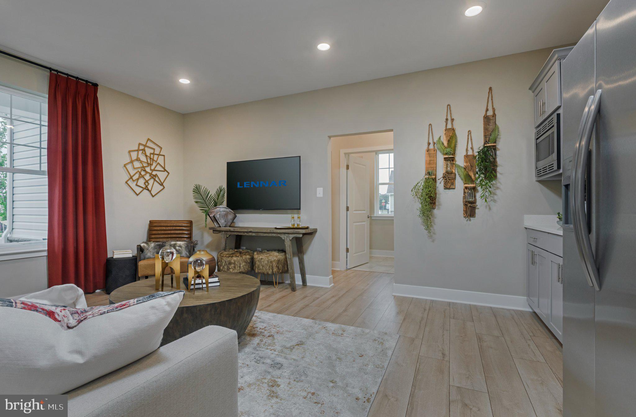 17246 WHITE TAIL CIRCLE