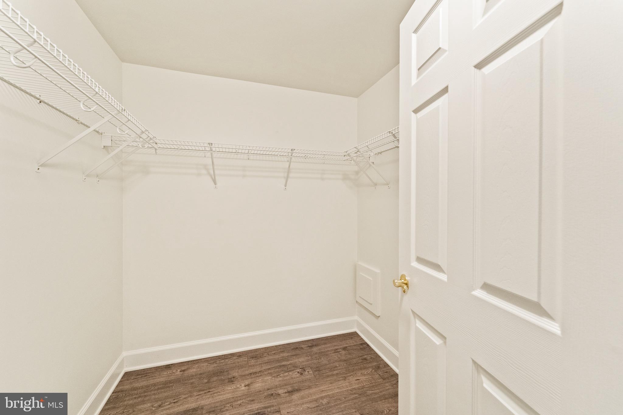 RIVER CREEK - Residential