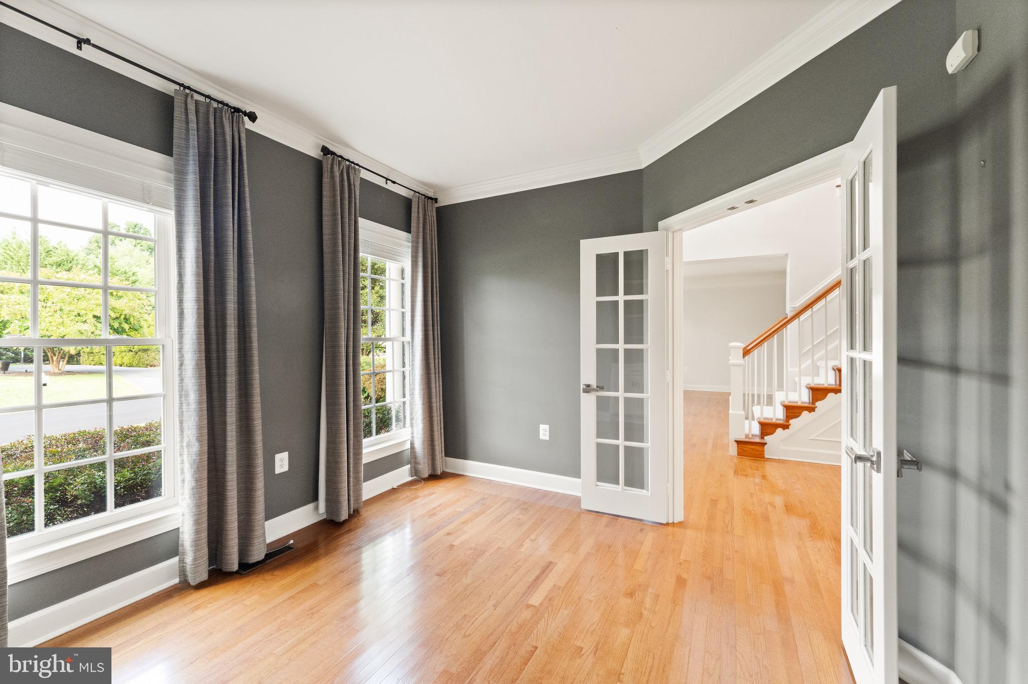 RIVER CREEK - Residential