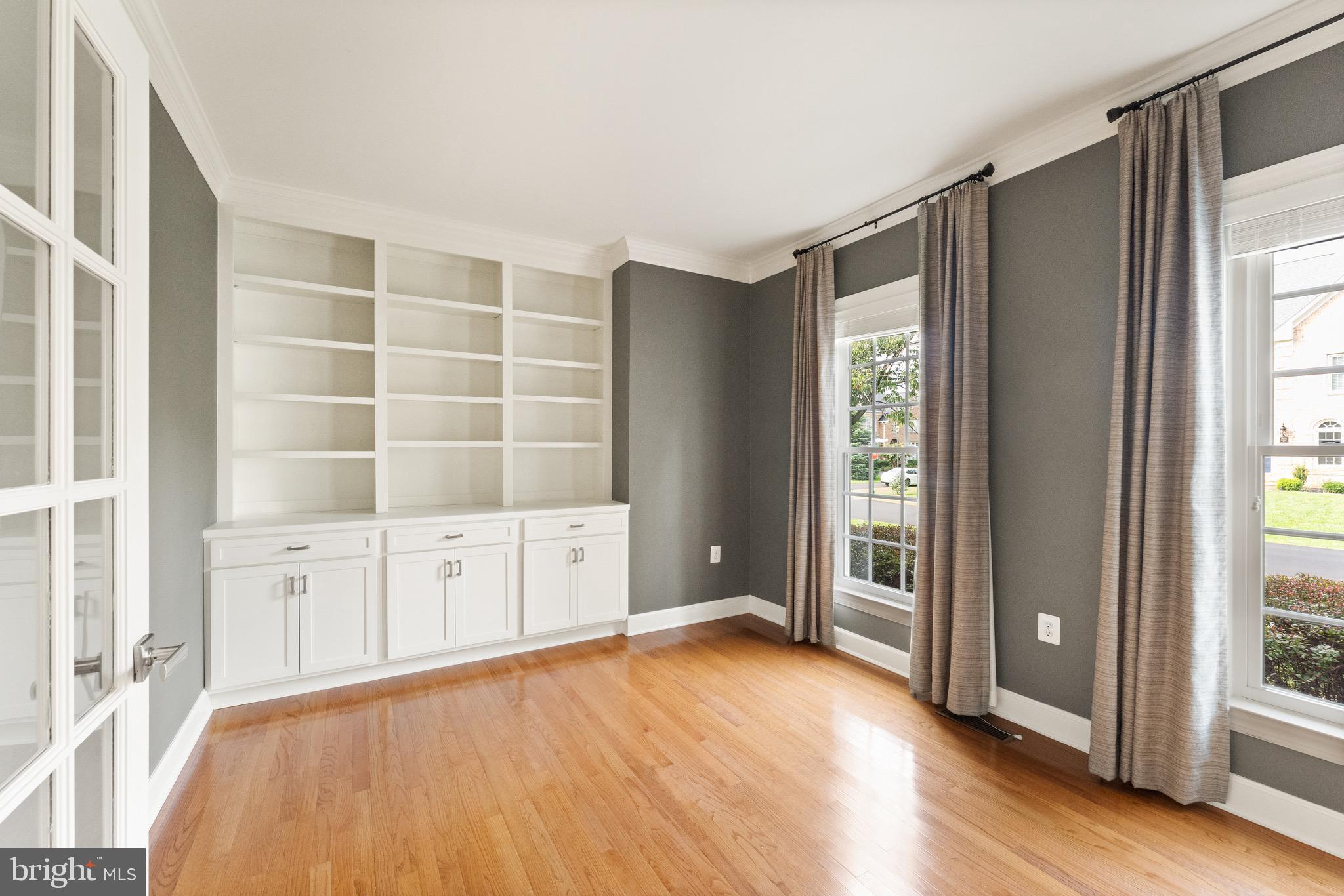 RIVER CREEK - Residential