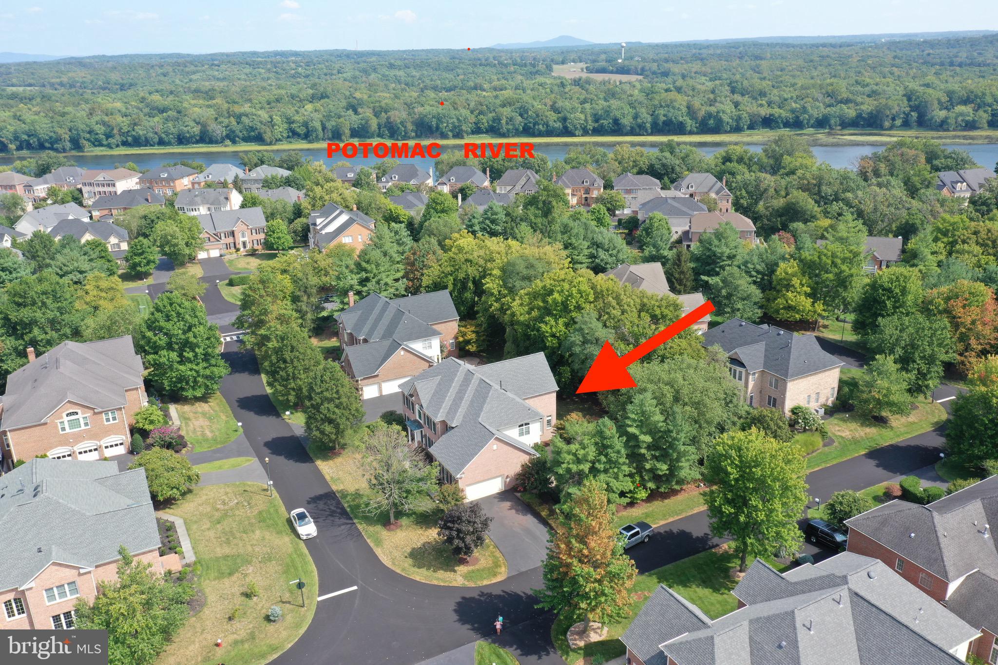 RIVER CREEK - Residential