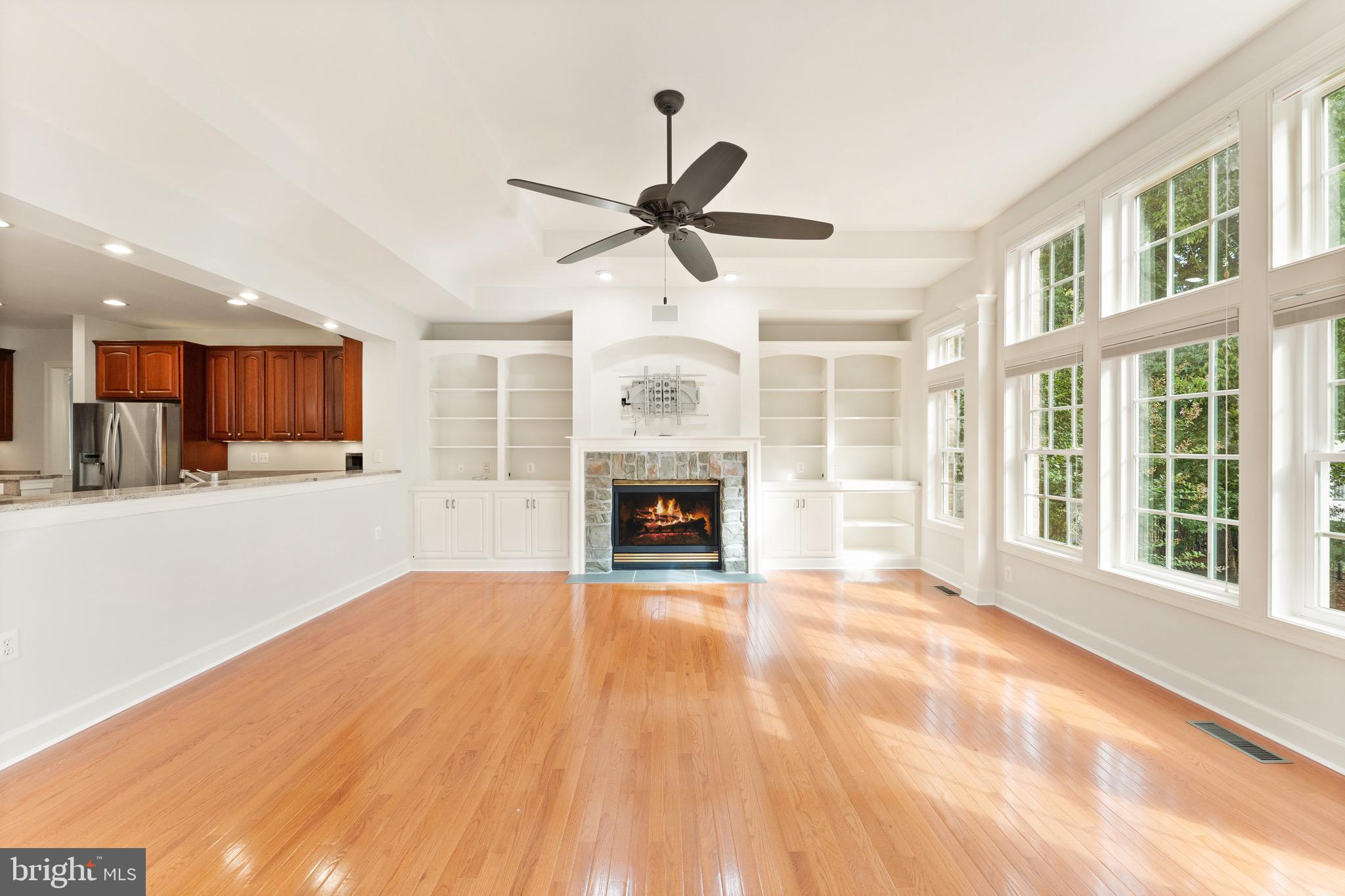 RIVER CREEK - Residential