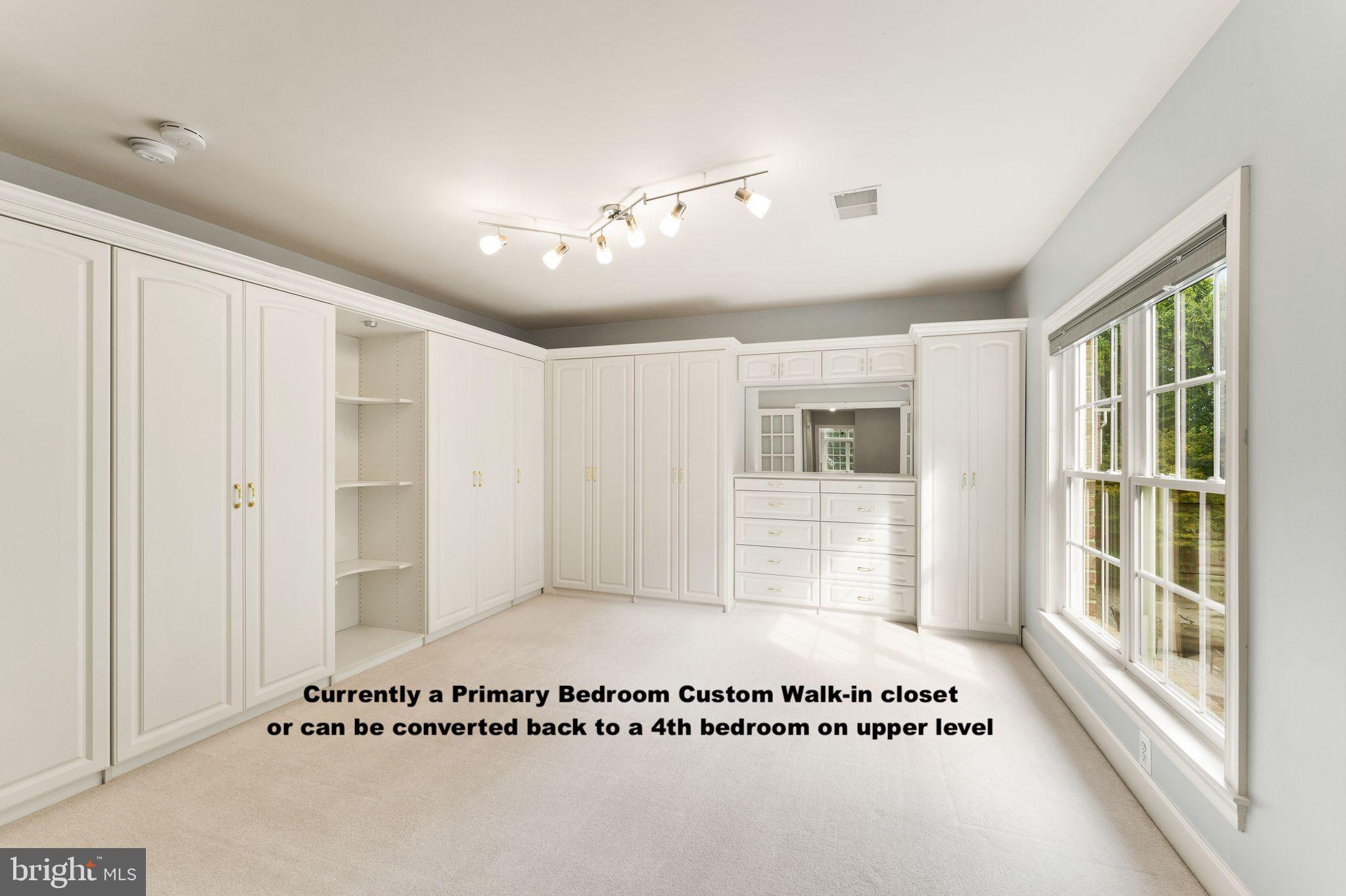 RIVER CREEK - Residential