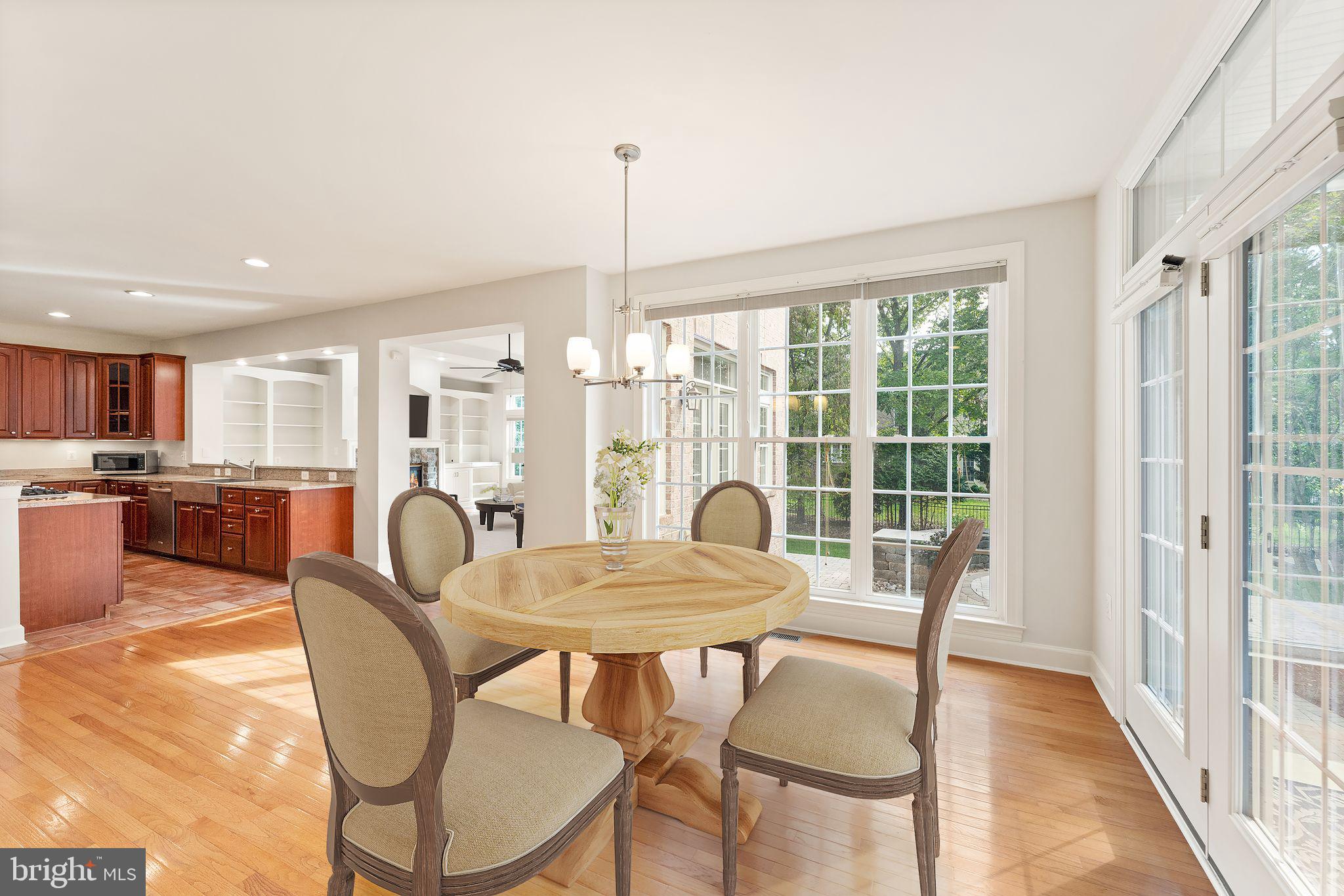 RIVER CREEK - Residential