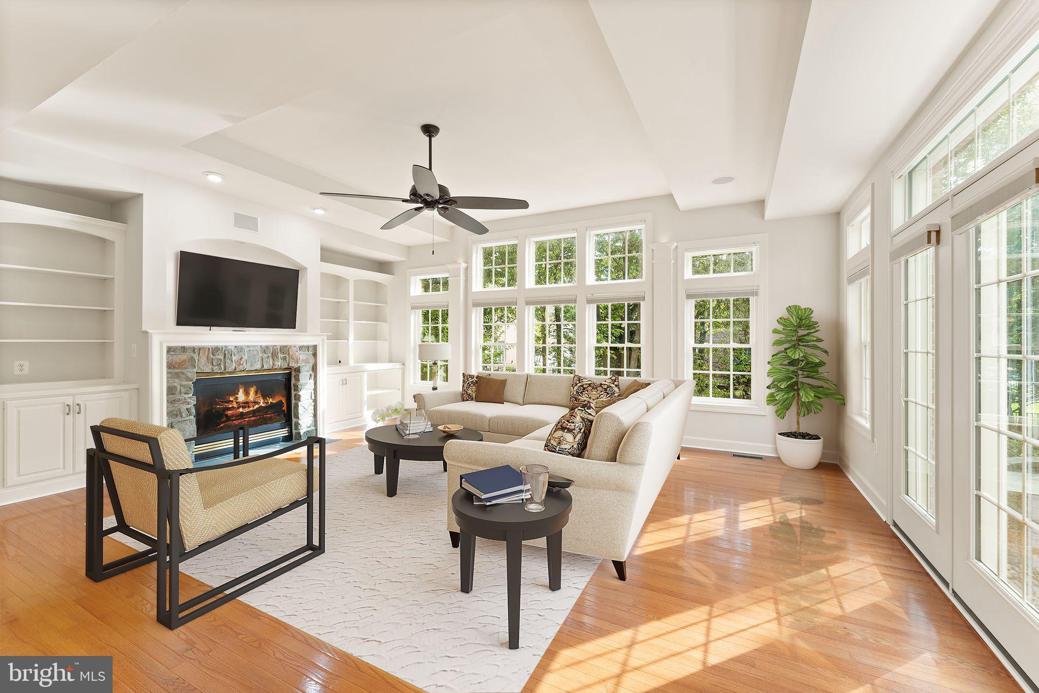 RIVER CREEK - Residential