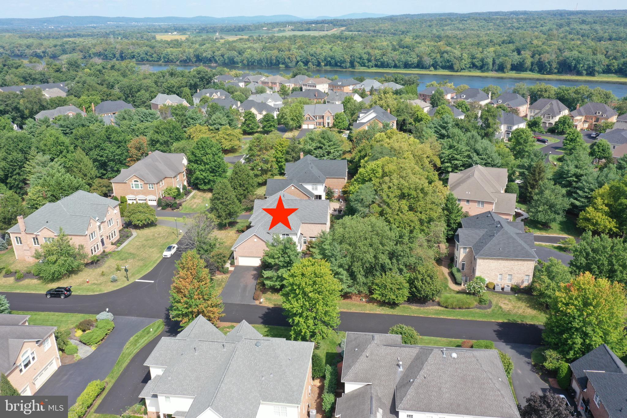 RIVER CREEK - Residential