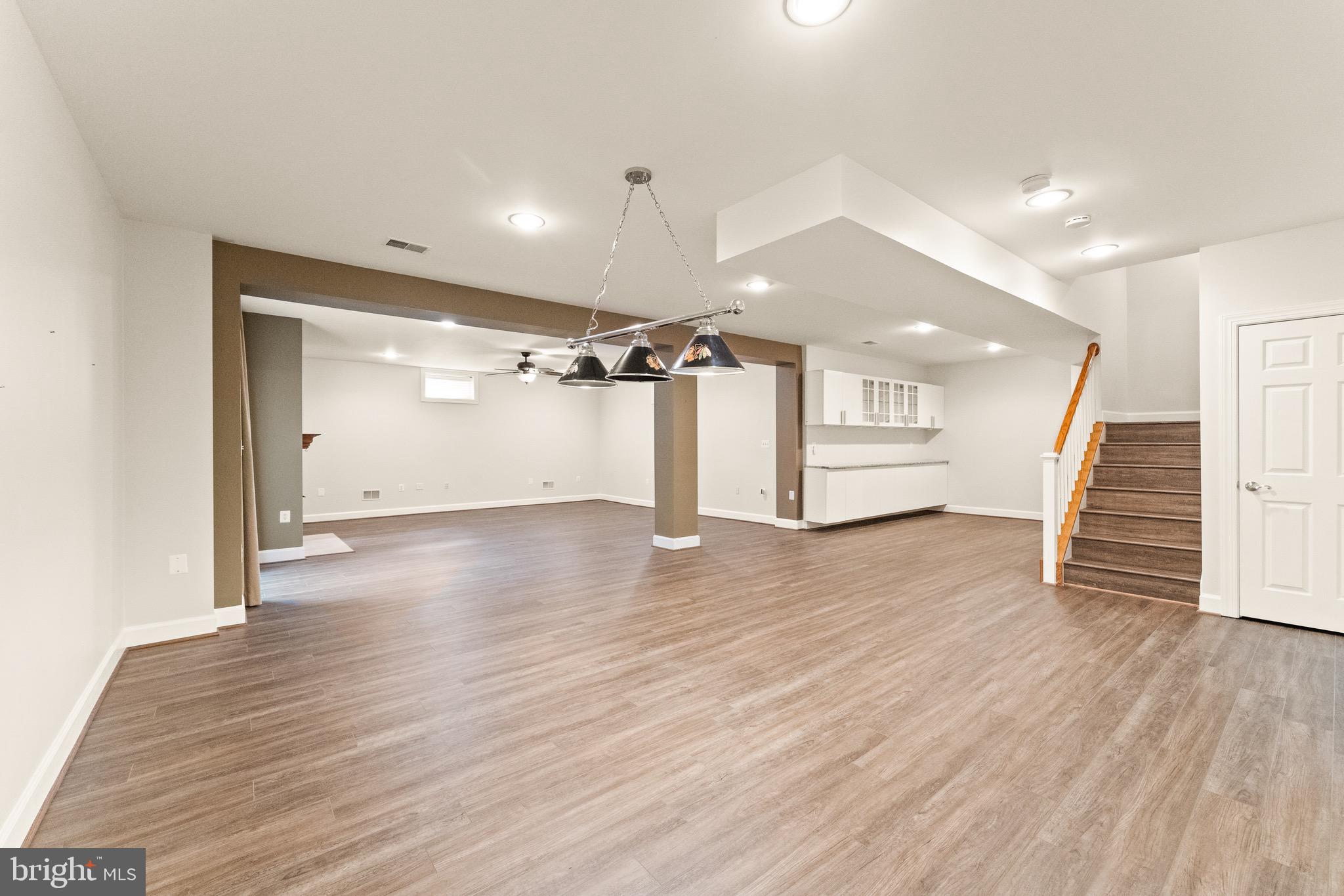 RIVER CREEK - Residential