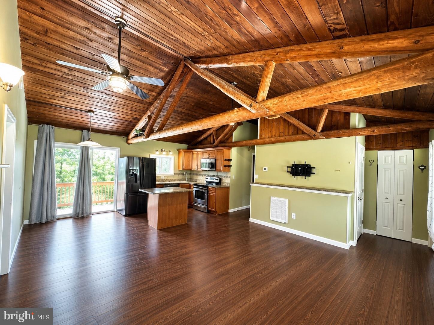 454 PINE RIDGE DRIVE