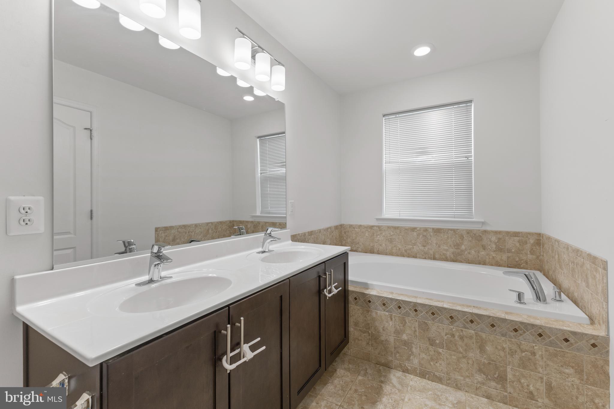 WESTPHALIA TOWN CENTER - Residential Lease