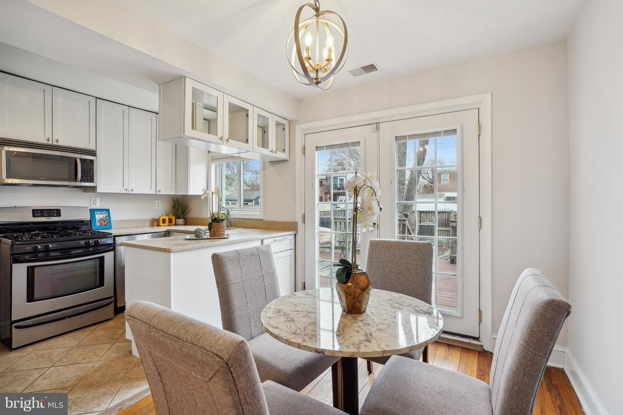 DEL RAY - Residential