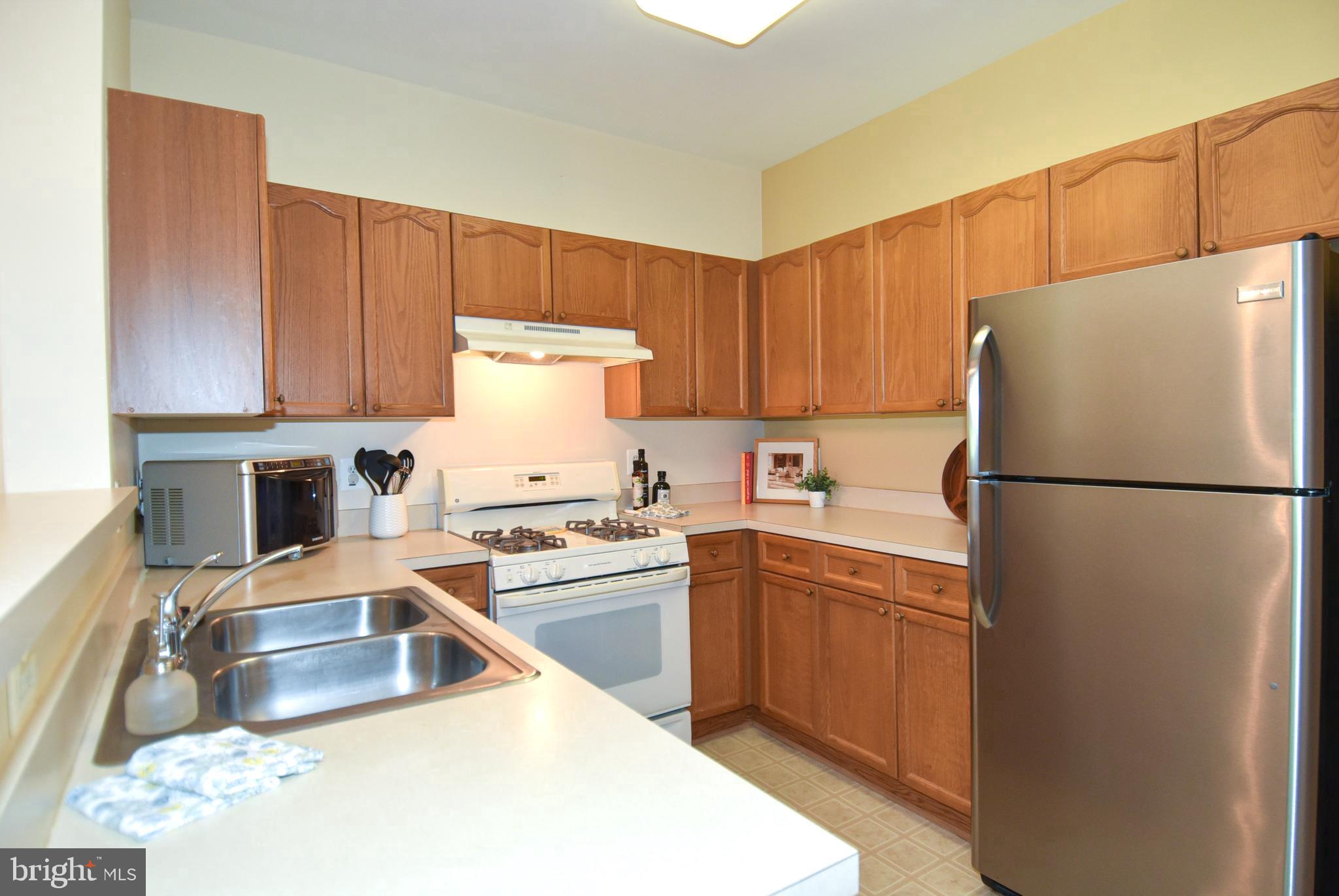 CAMERON GROVE - Residential