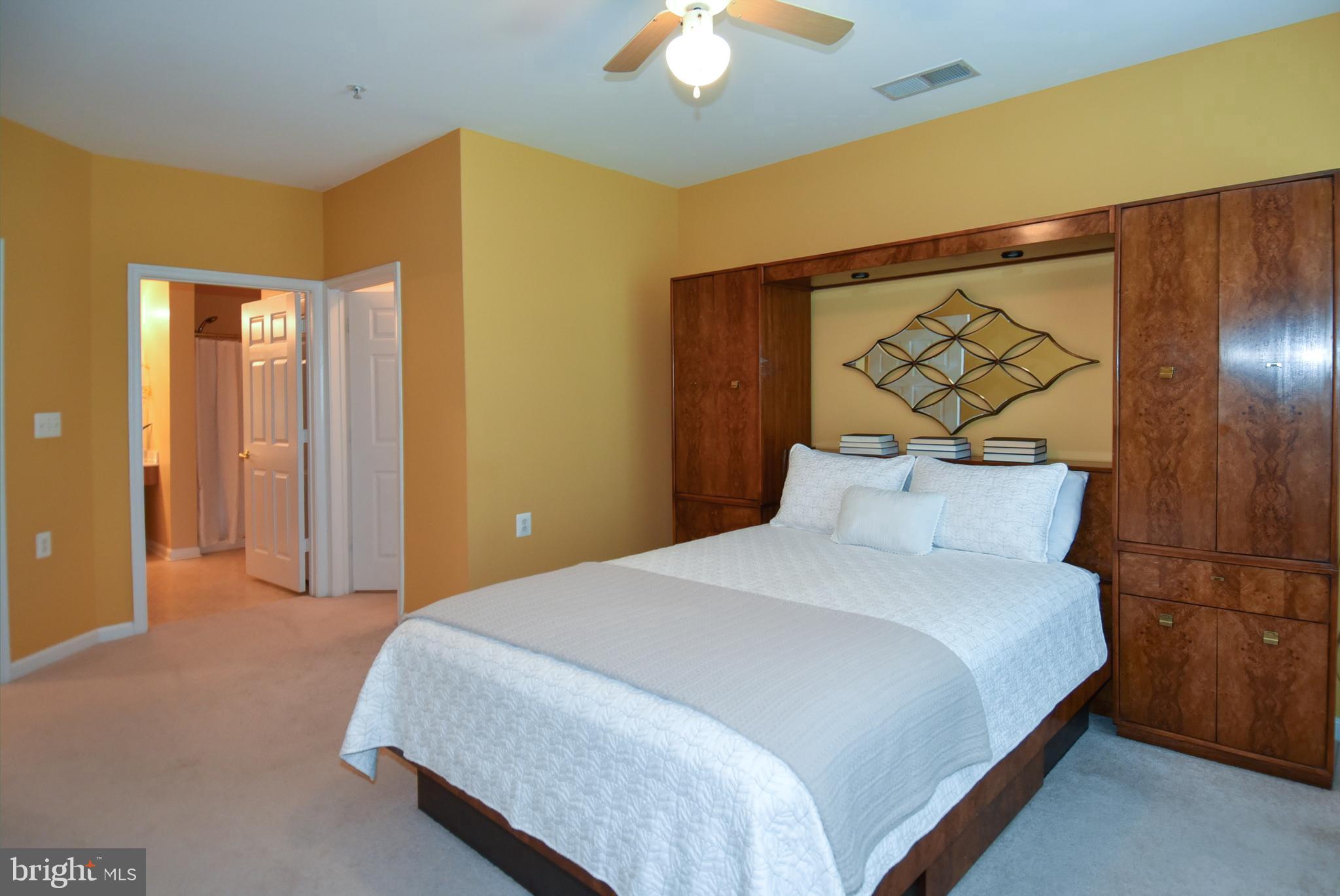 CAMERON GROVE - Residential