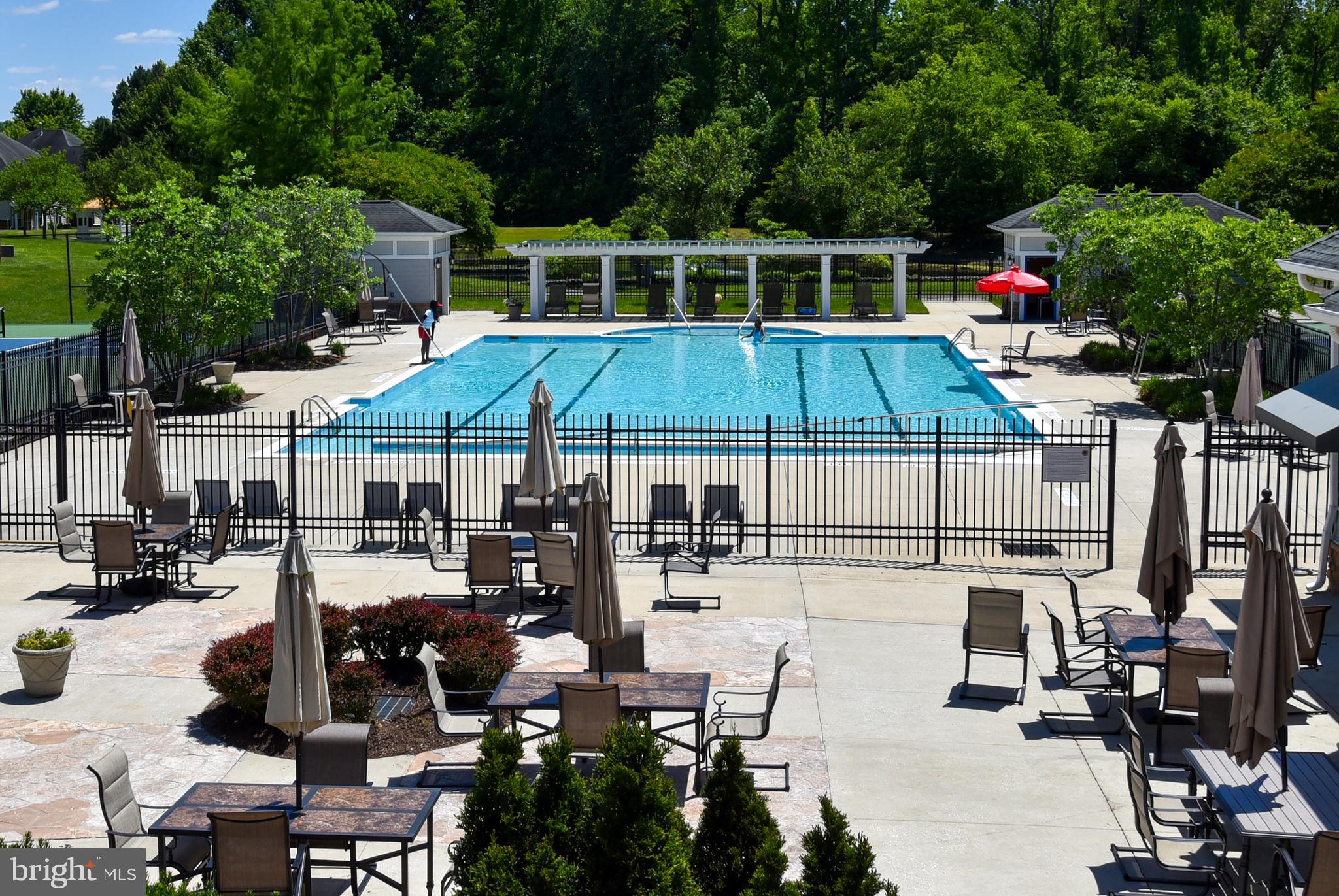 CAMERON GROVE - Residential