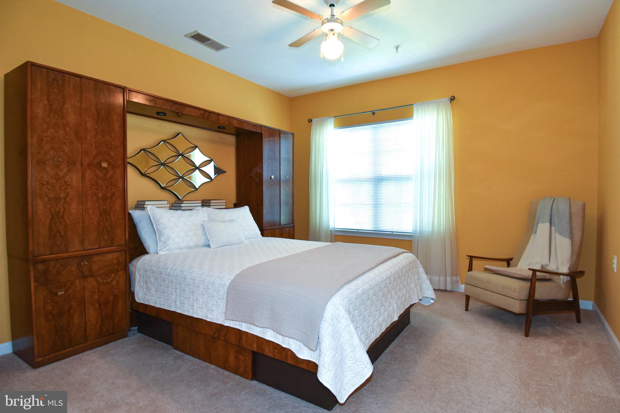 CAMERON GROVE - Residential