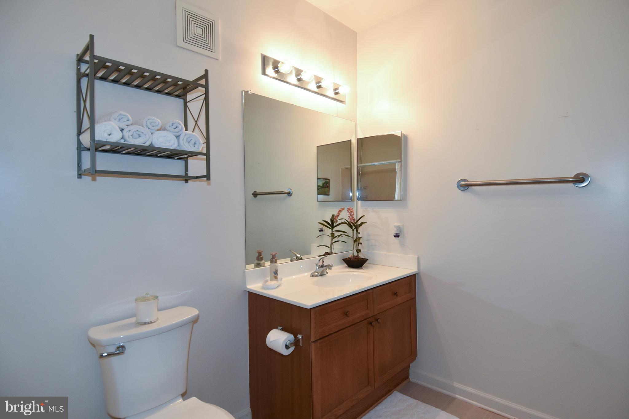 CAMERON GROVE - Residential