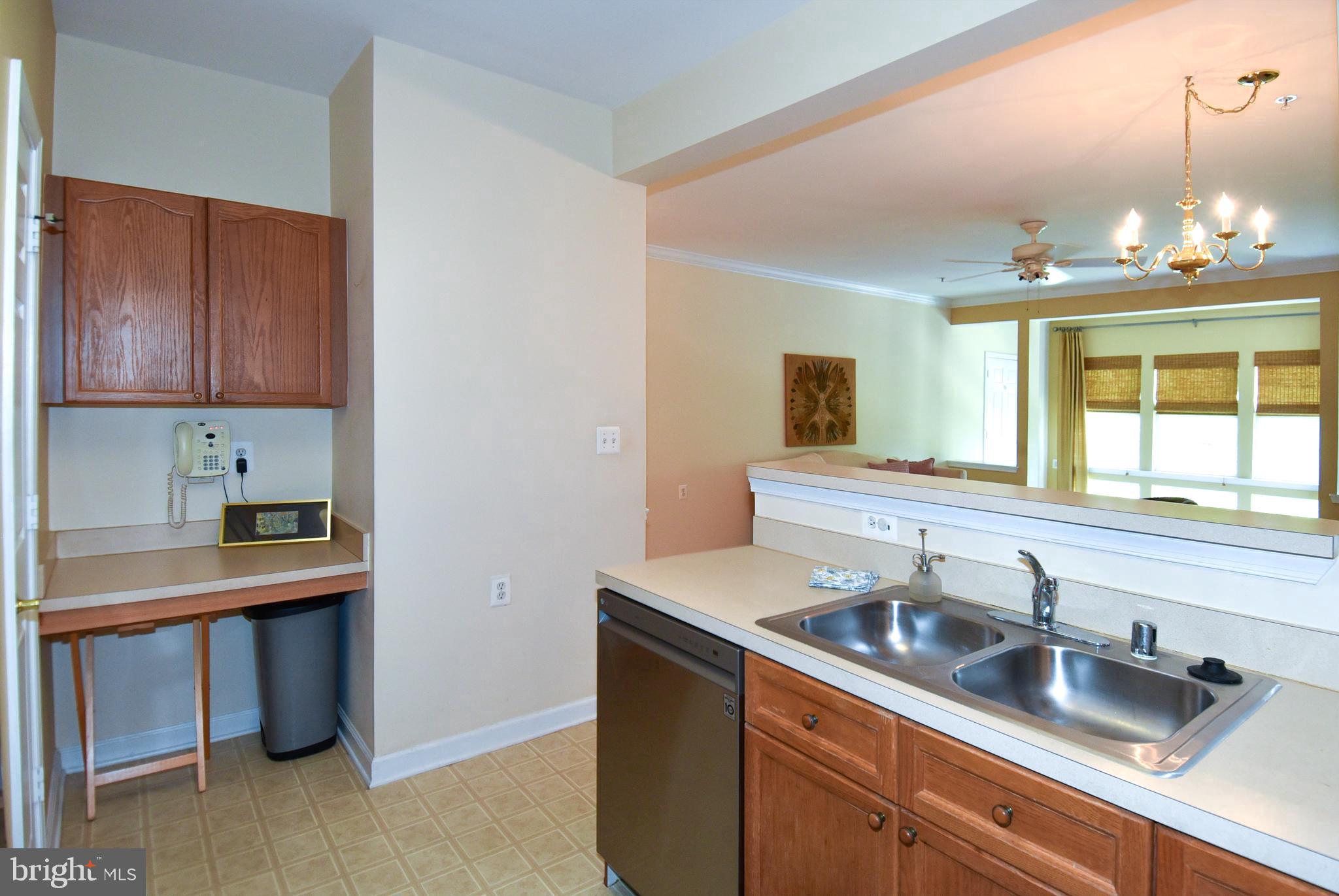 CAMERON GROVE - Residential