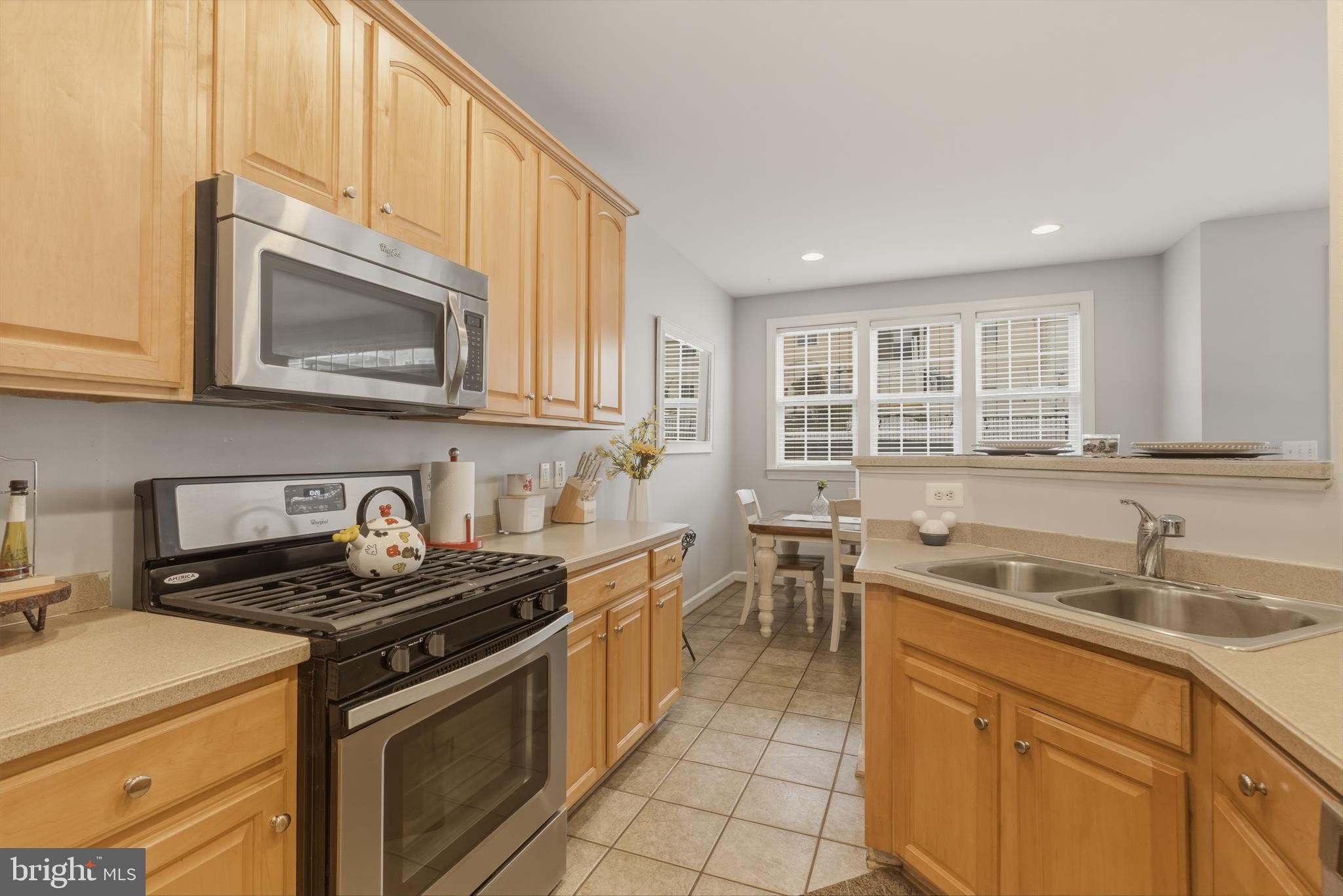 EDWARDS LANDING - Residential