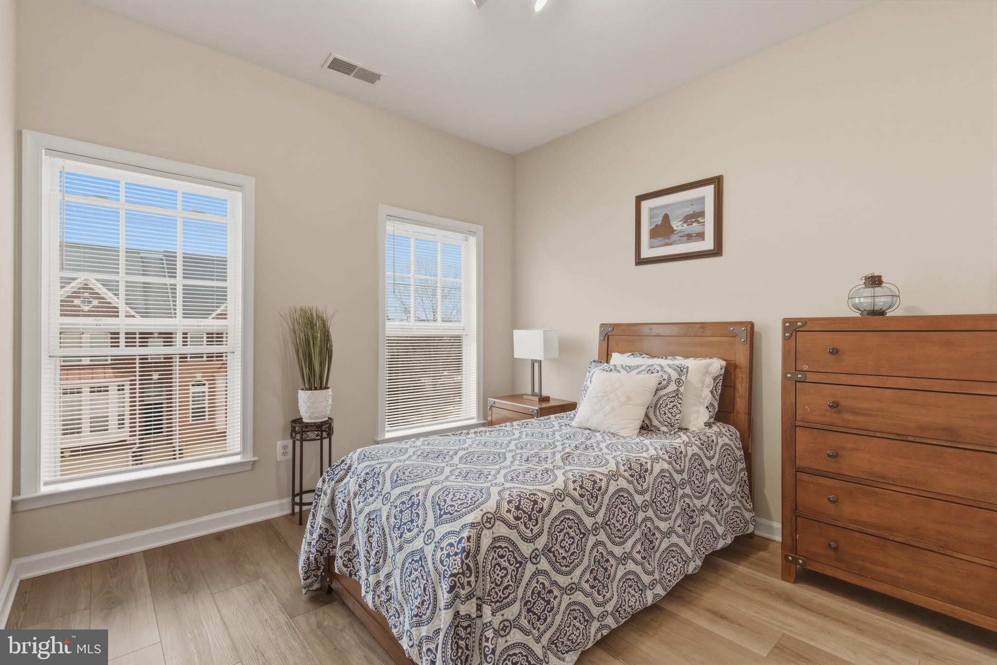 EDWARDS LANDING - Residential