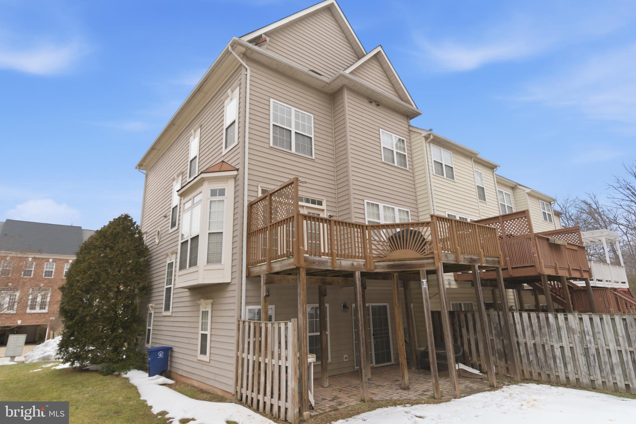 EDWARDS LANDING - Residential