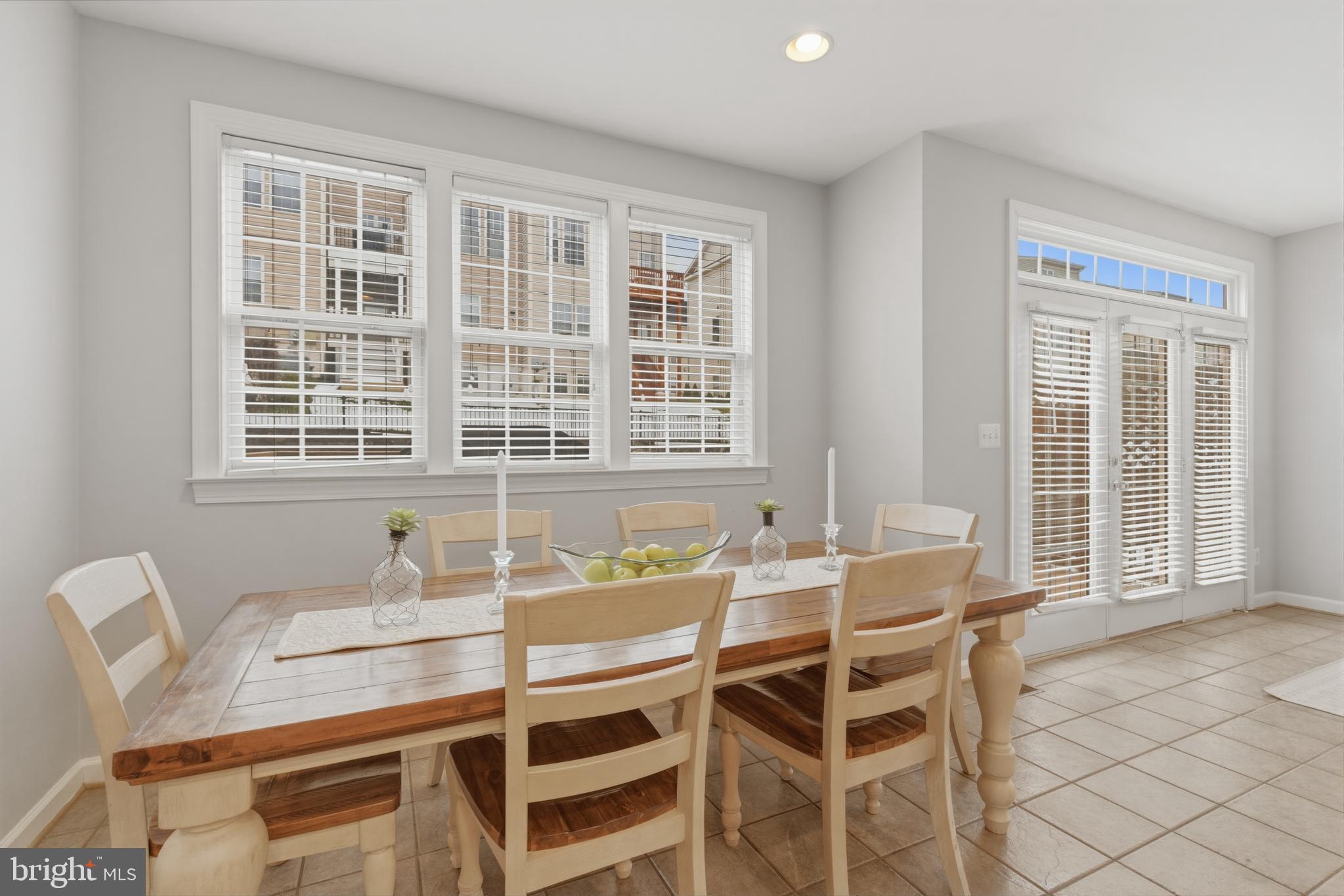 EDWARDS LANDING - Residential