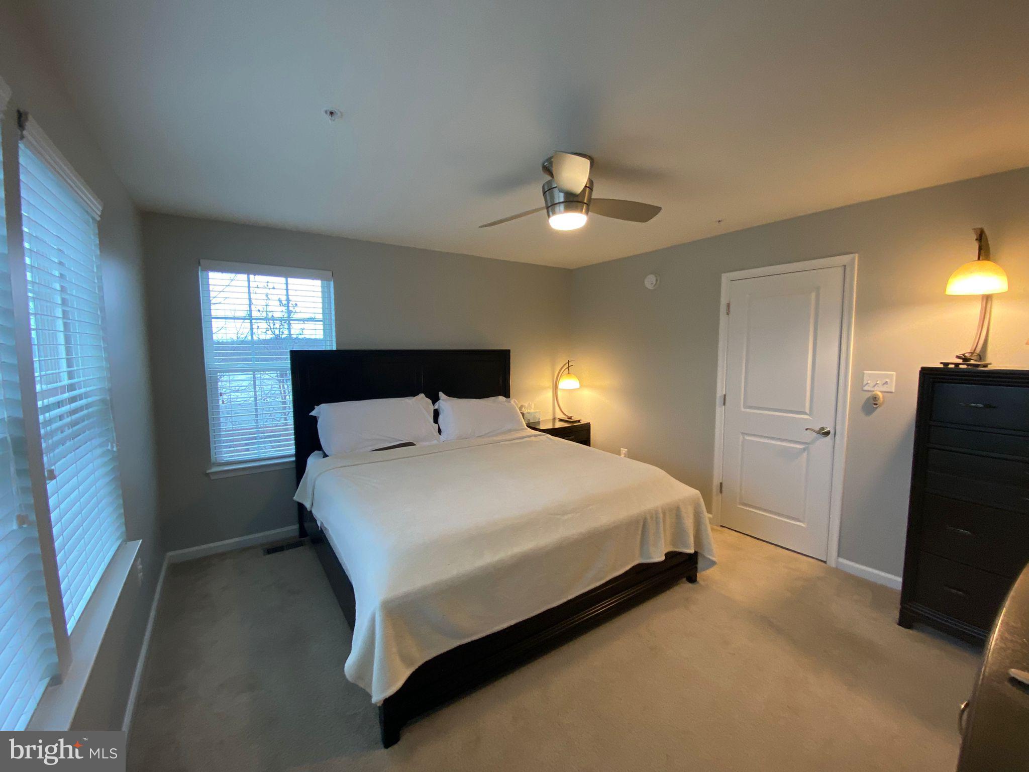 METRO POINTE - Residential Lease