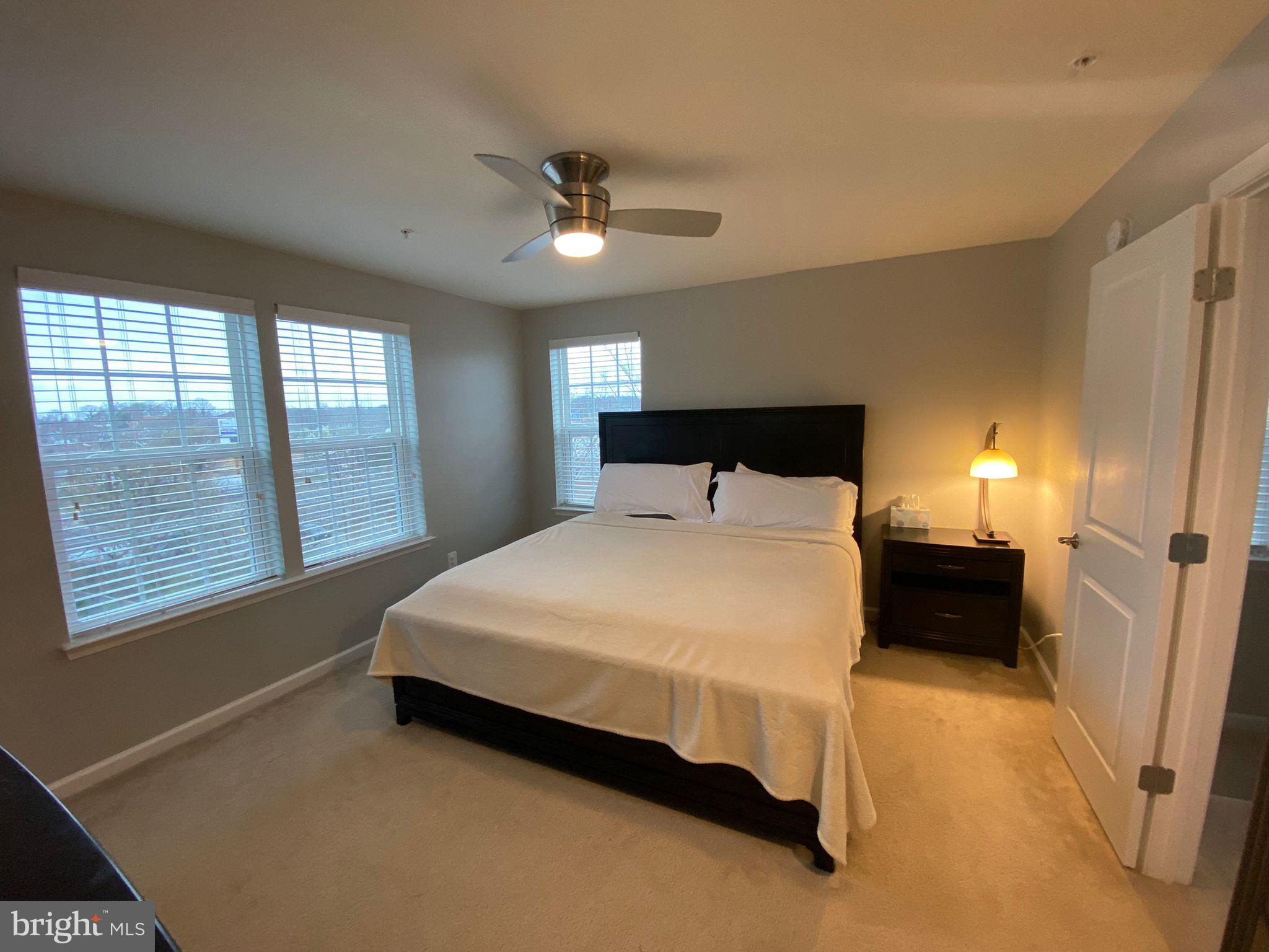 METRO POINTE - Residential Lease