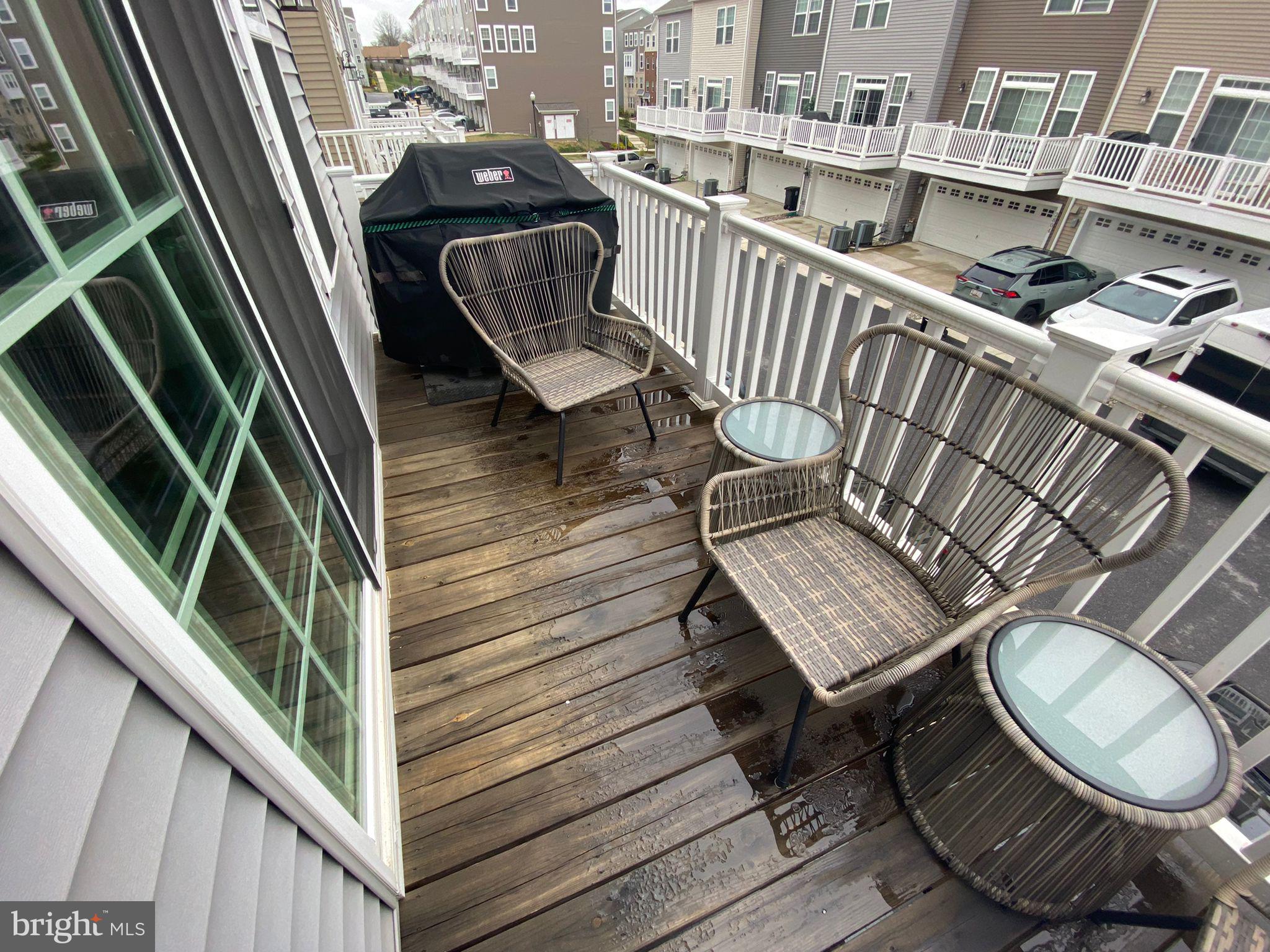 METRO POINTE - Residential Lease