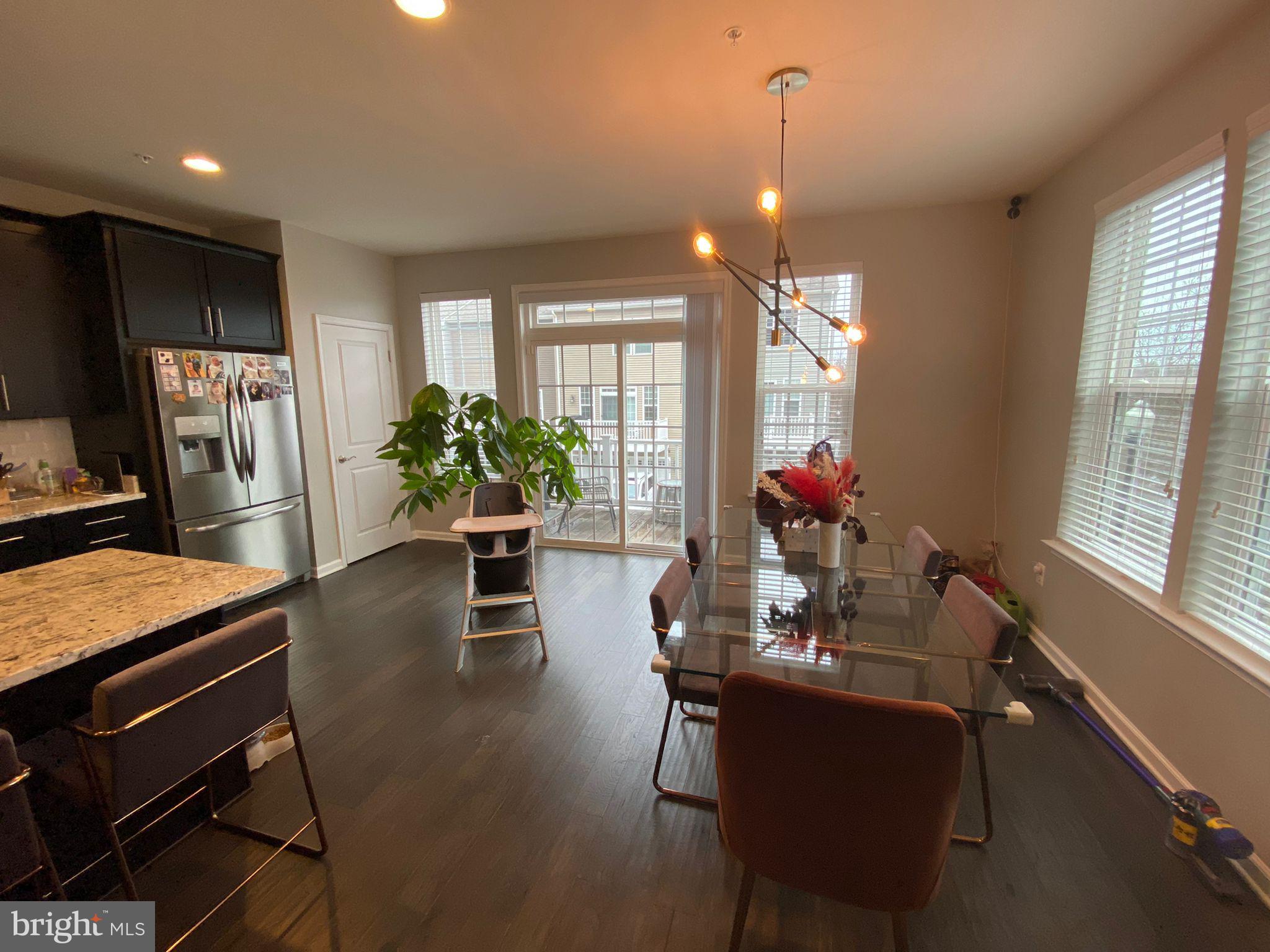 METRO POINTE - Residential Lease