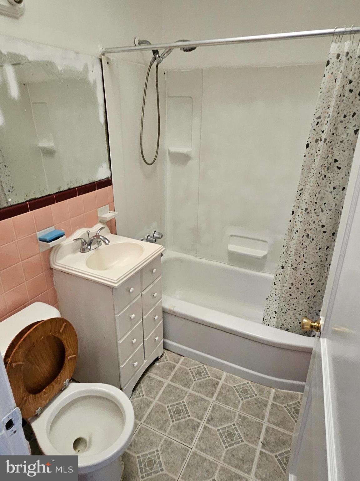 CASTOR GARDENS - Residential