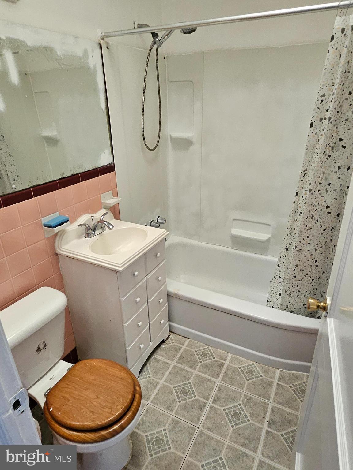 CASTOR GARDENS - Residential