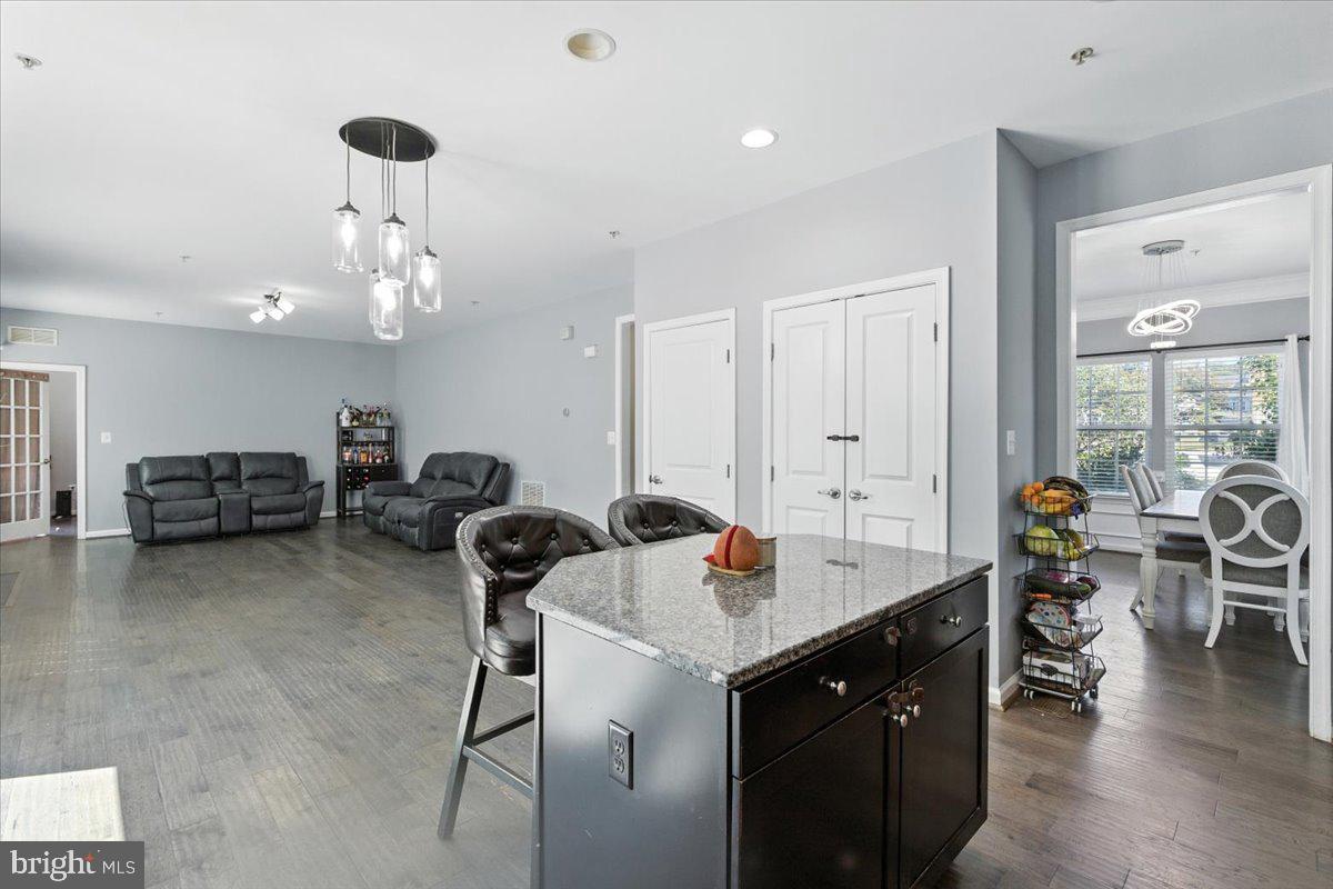 CEDAR CHASE - Residential