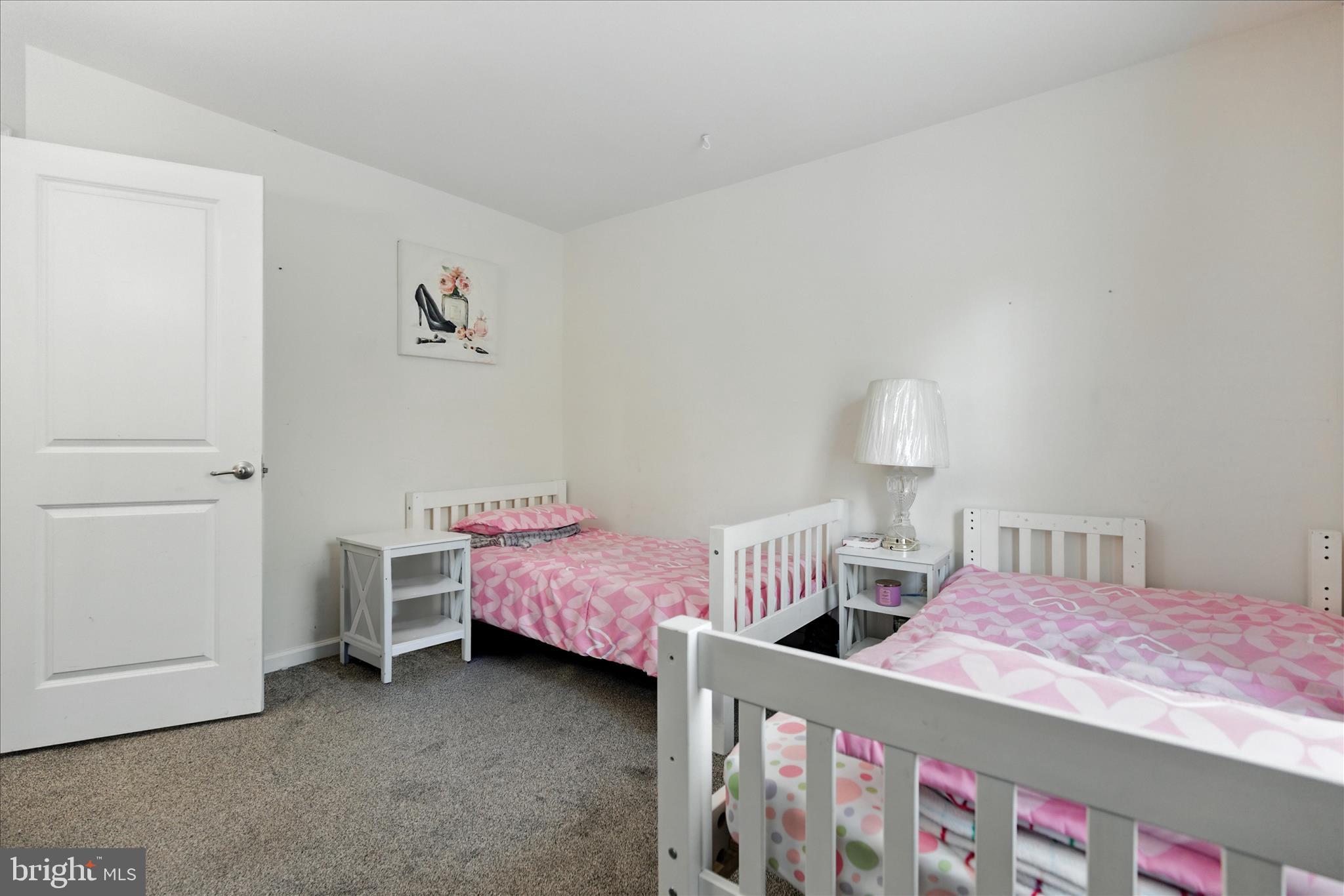 CEDAR CHASE - Residential