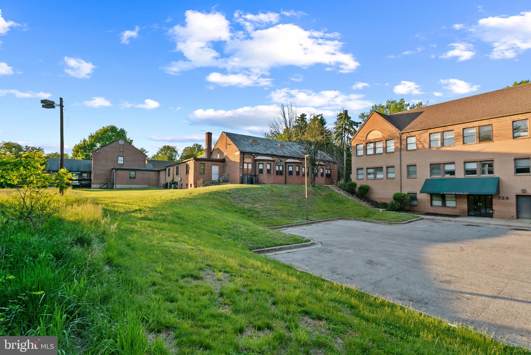 WILTON SPRINGS - Commercial Sale