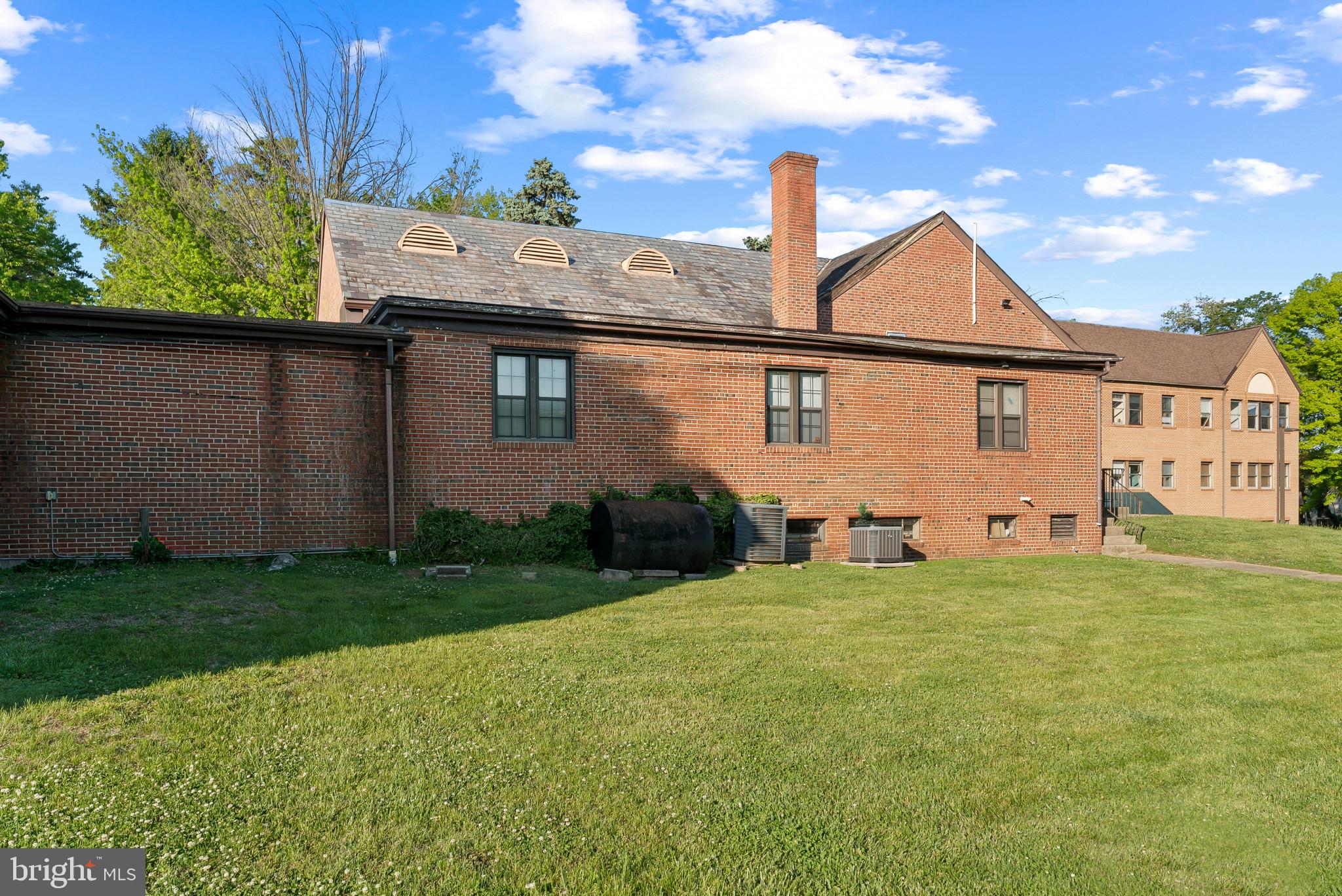 WILTON SPRINGS - Commercial Sale